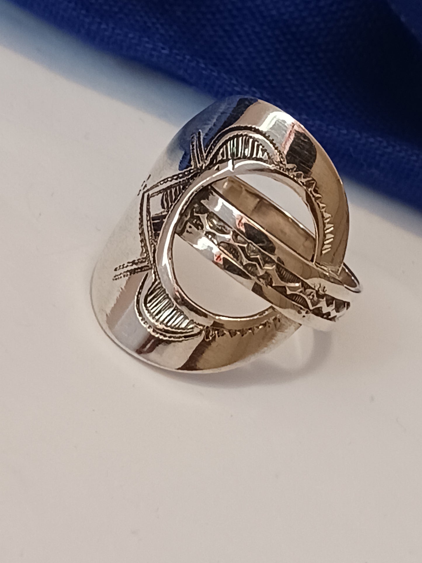 Bague touareg en argent massif