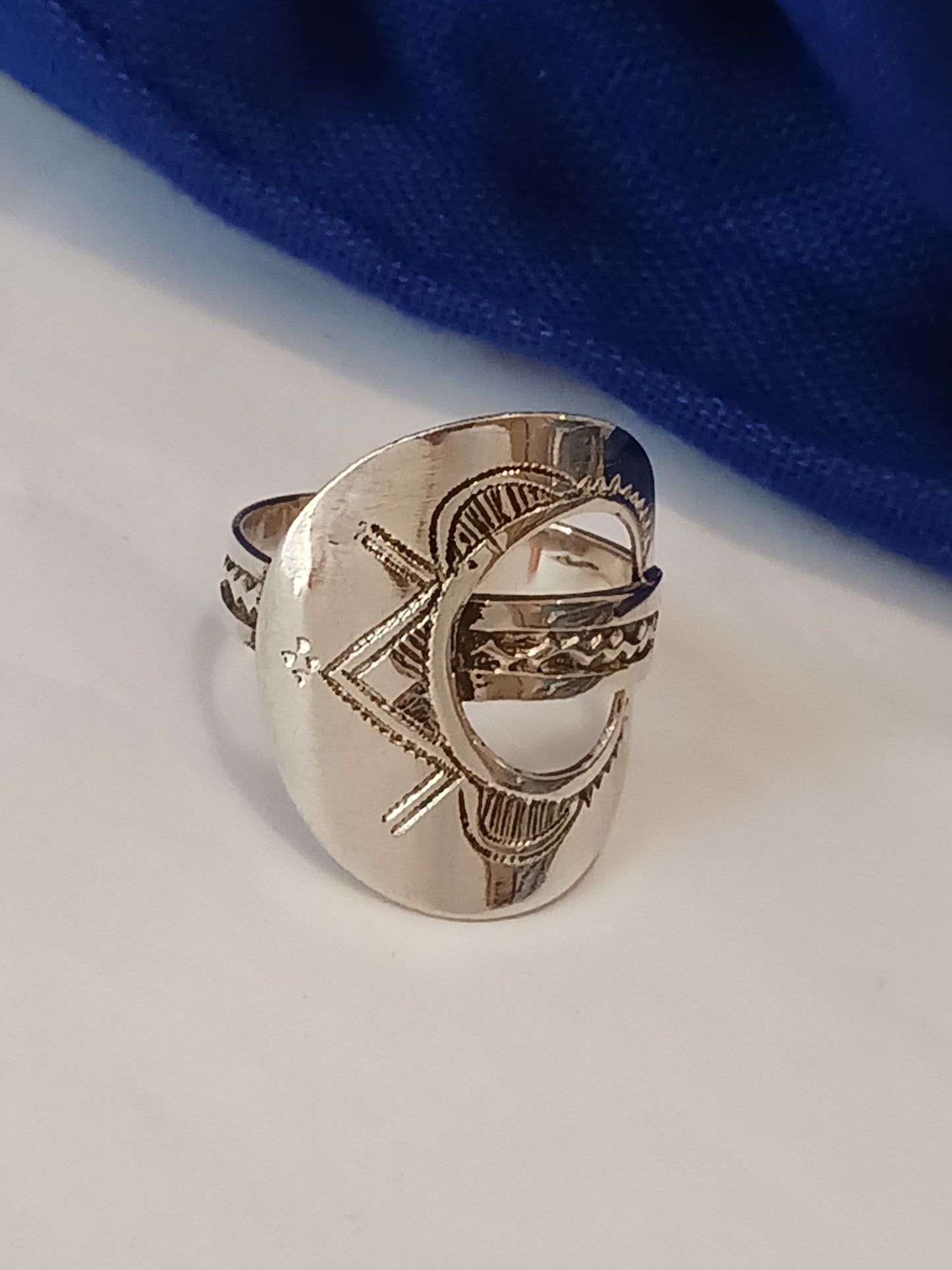 Bague touareg en argent massif