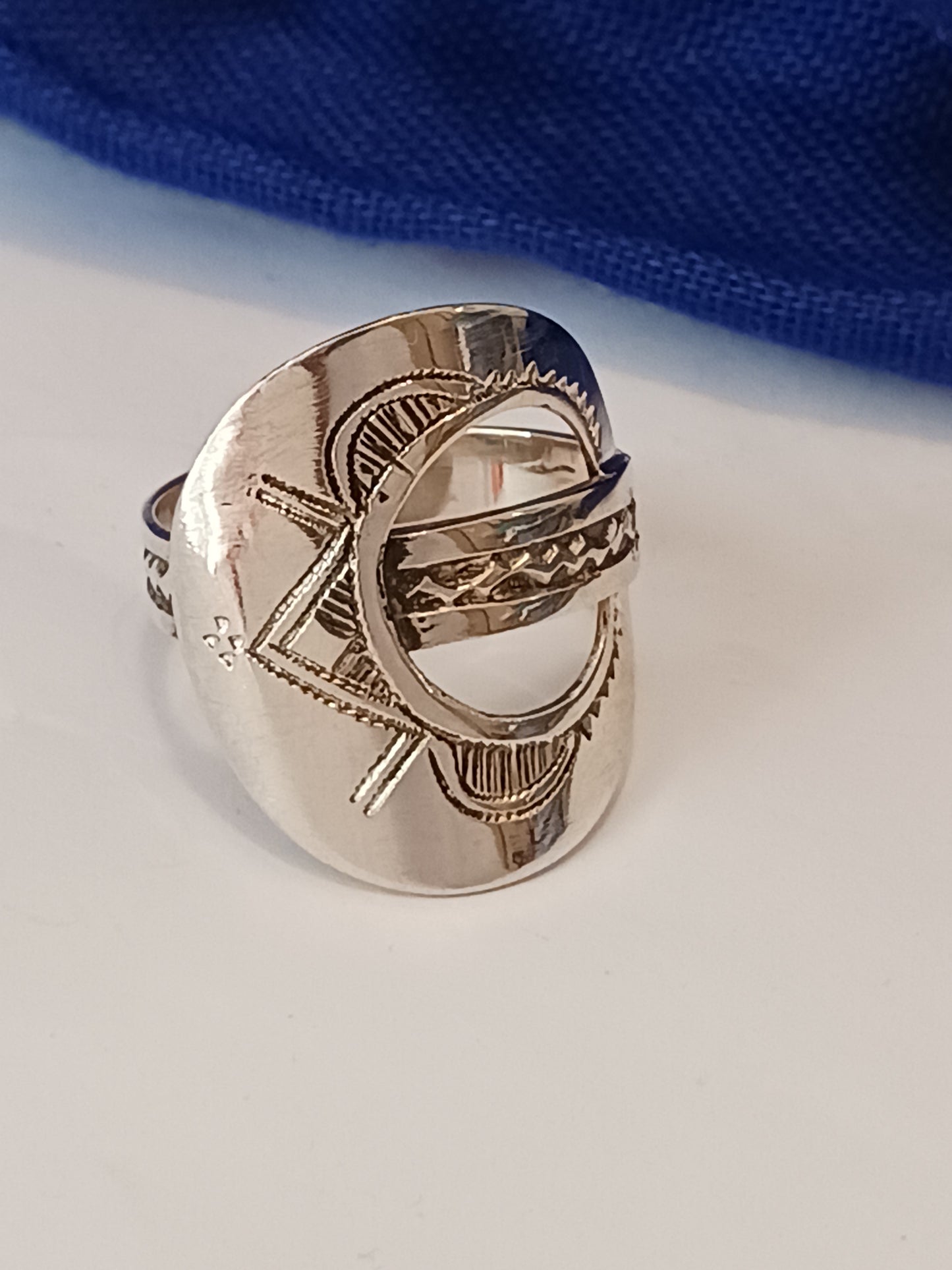 Bague touareg en argent massif