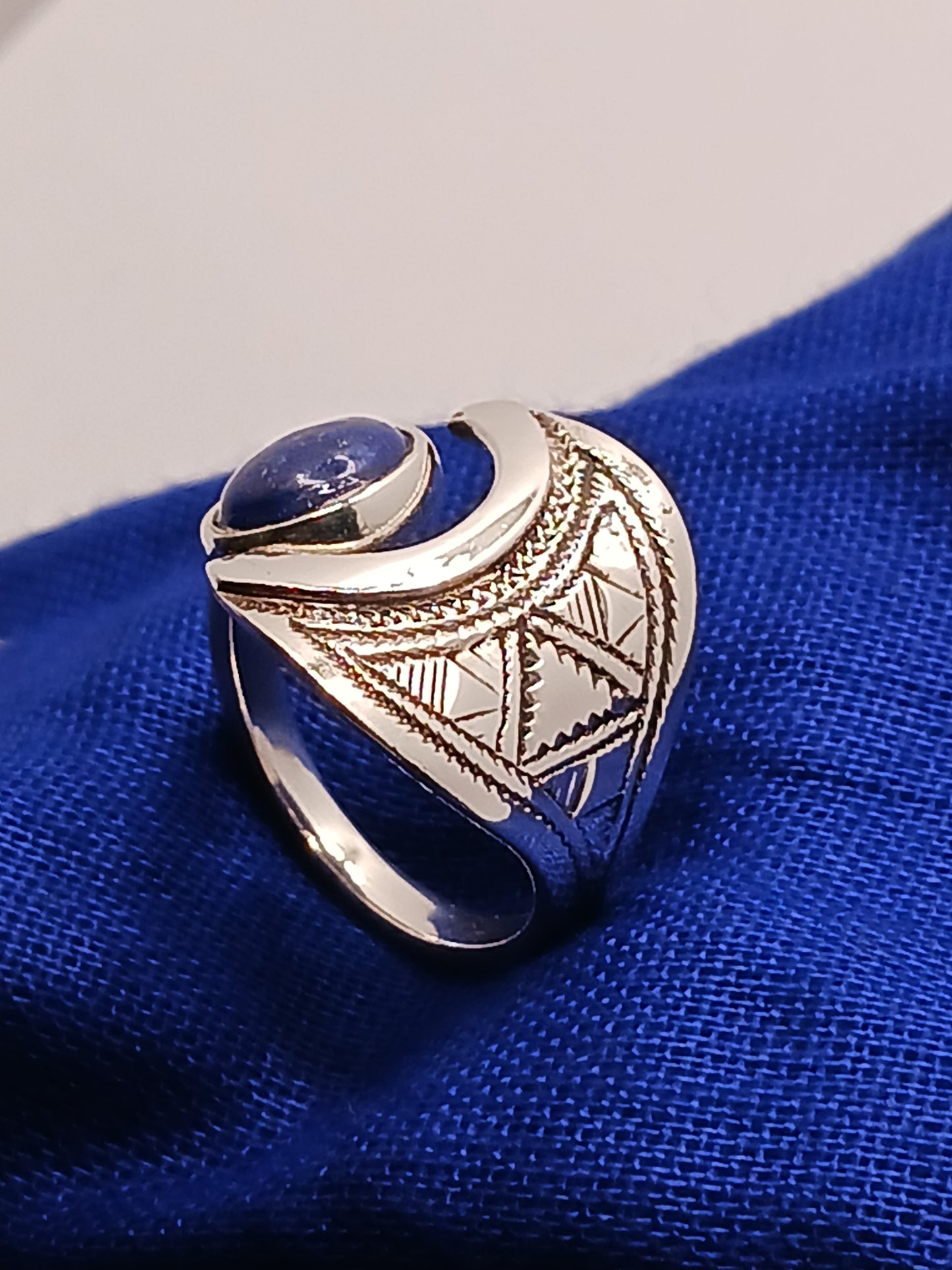 Bague touareg en argent massif