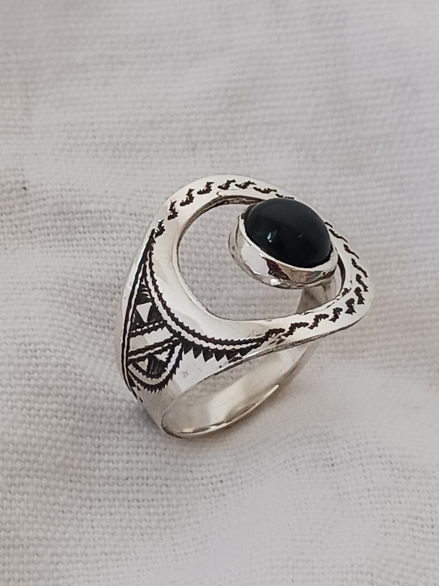 Bague touareg en argent massif