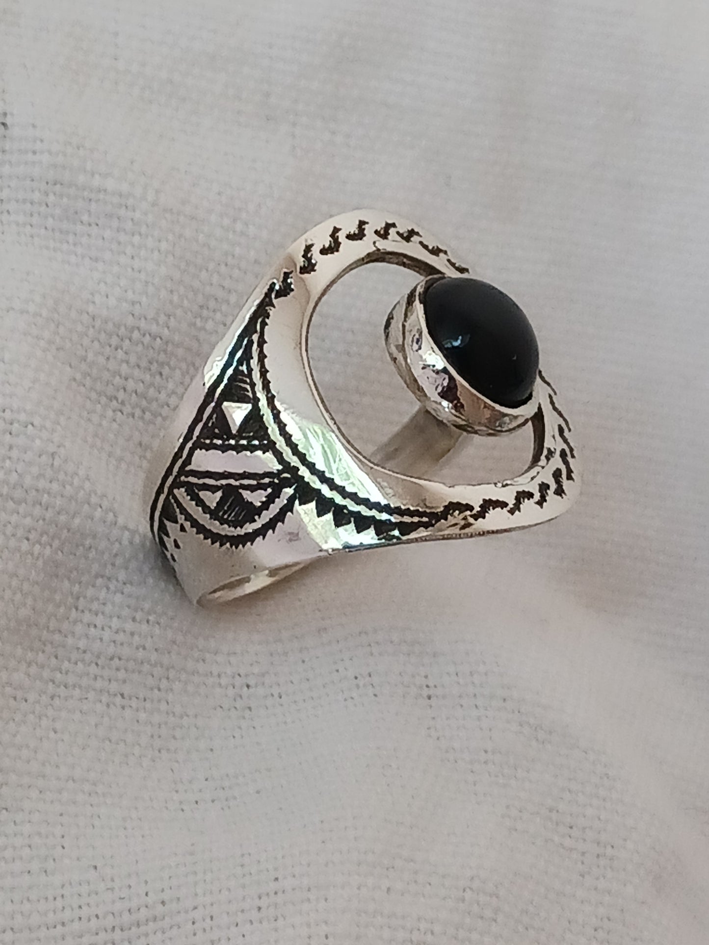 Bague touareg en argent massif