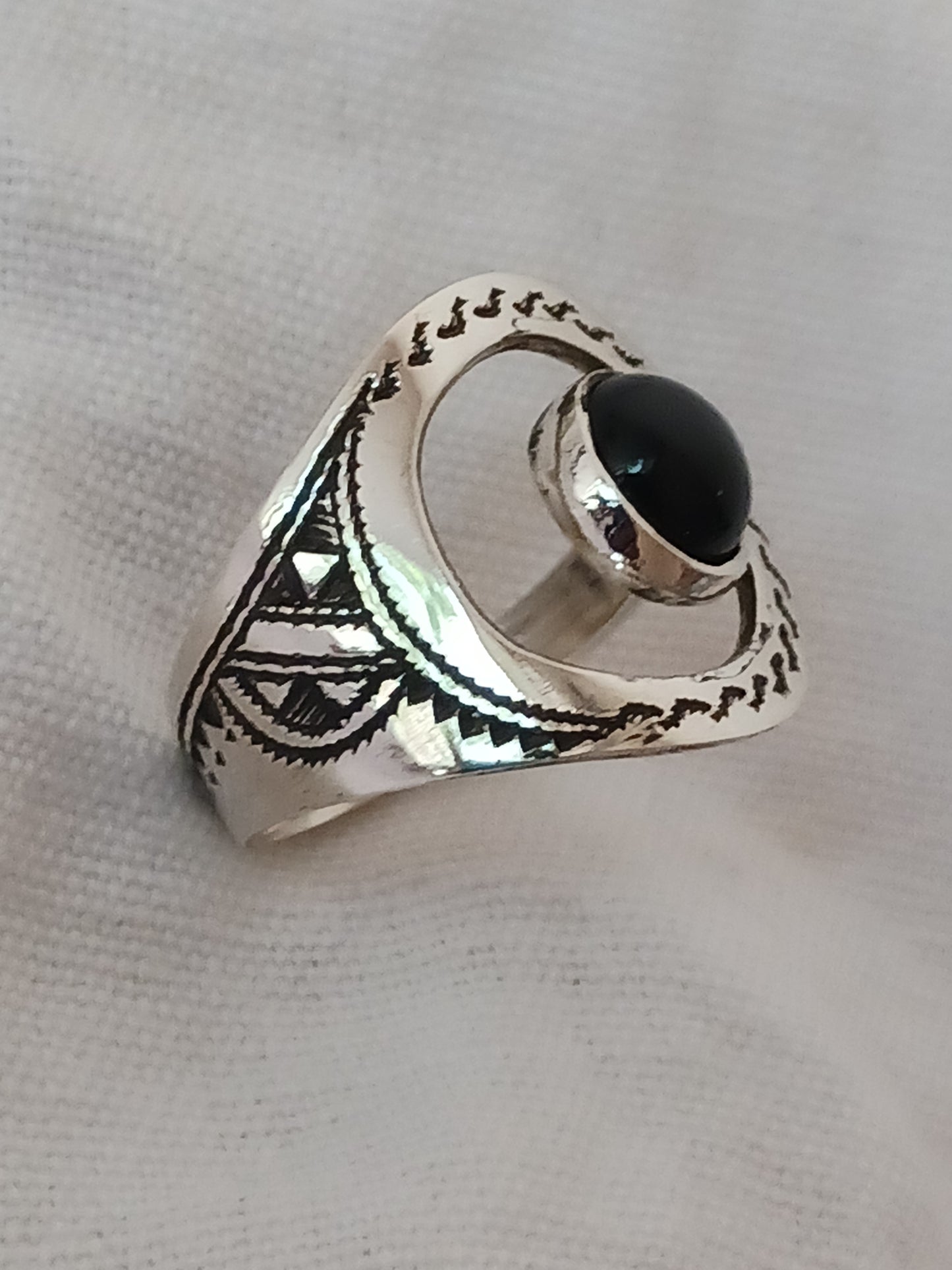 Bague touareg en argent massif