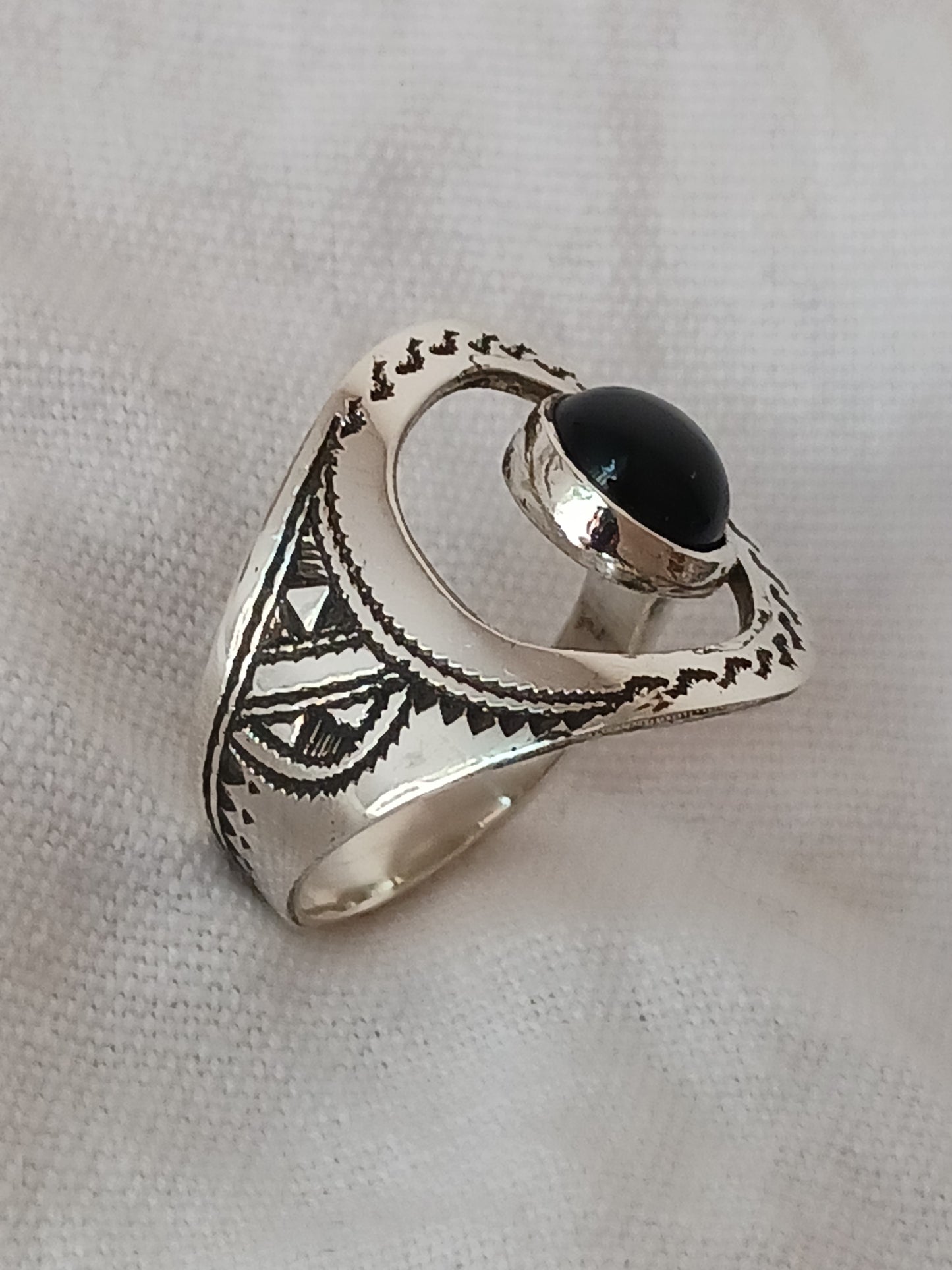 Bague touareg en argent massif