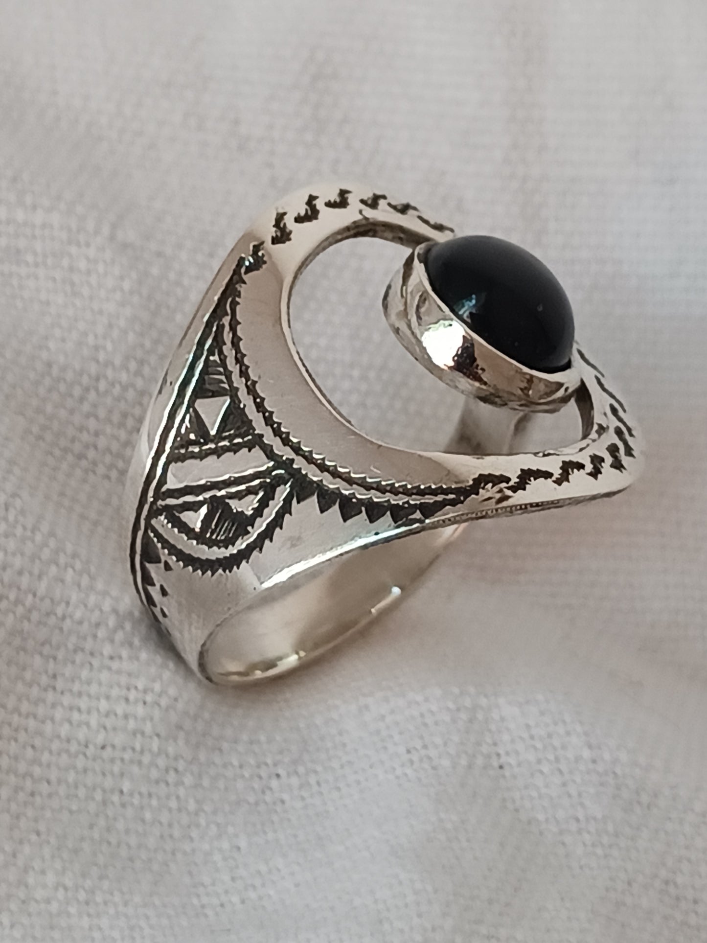 Bague touareg en argent massif
