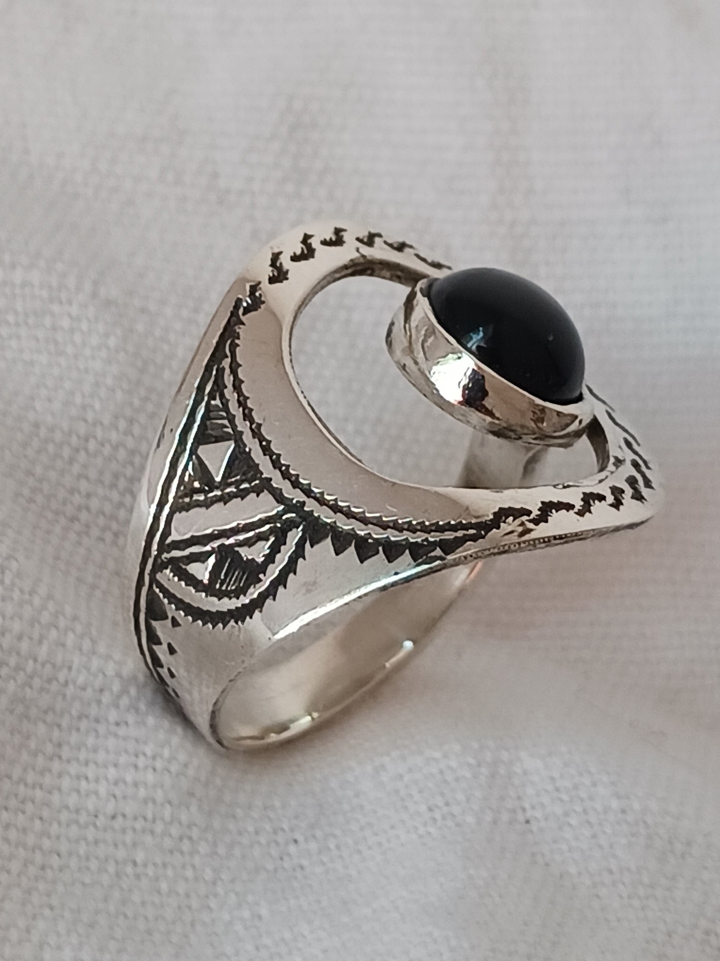 Bague touareg en argent massif