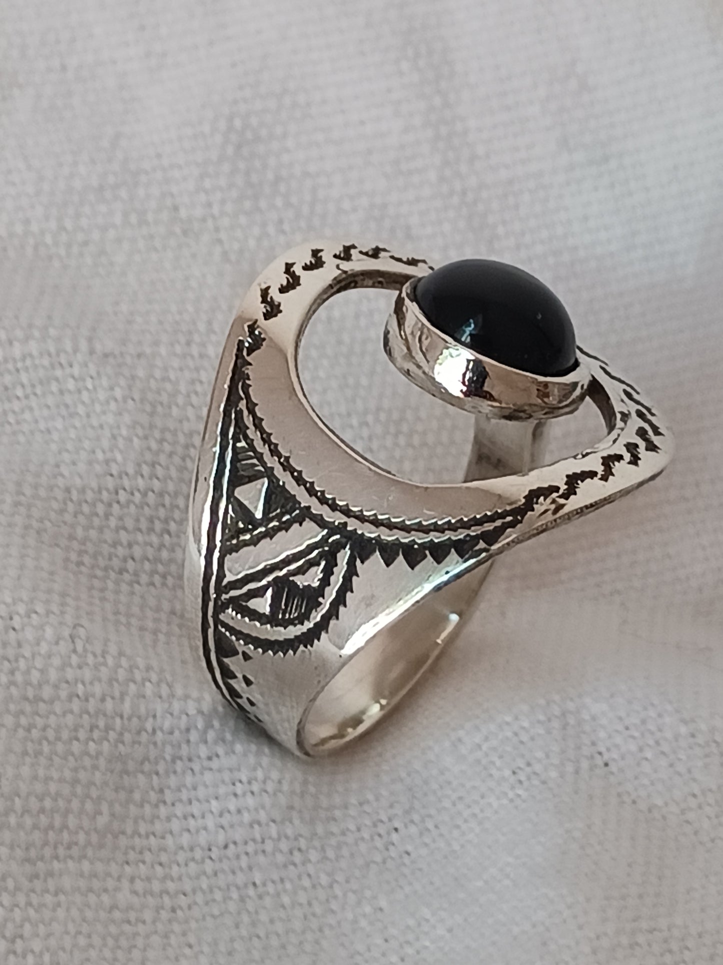 Bague touareg en argent massif