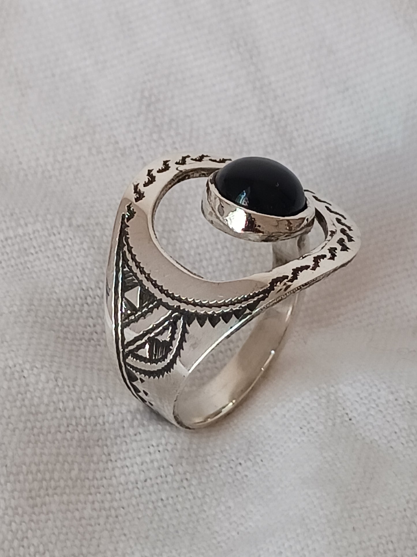 Bague touareg en argent massif