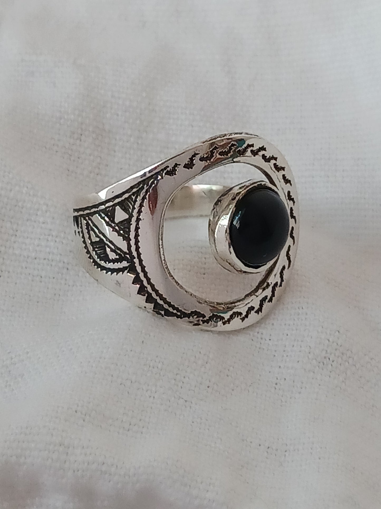 Bague touareg en argent massif
