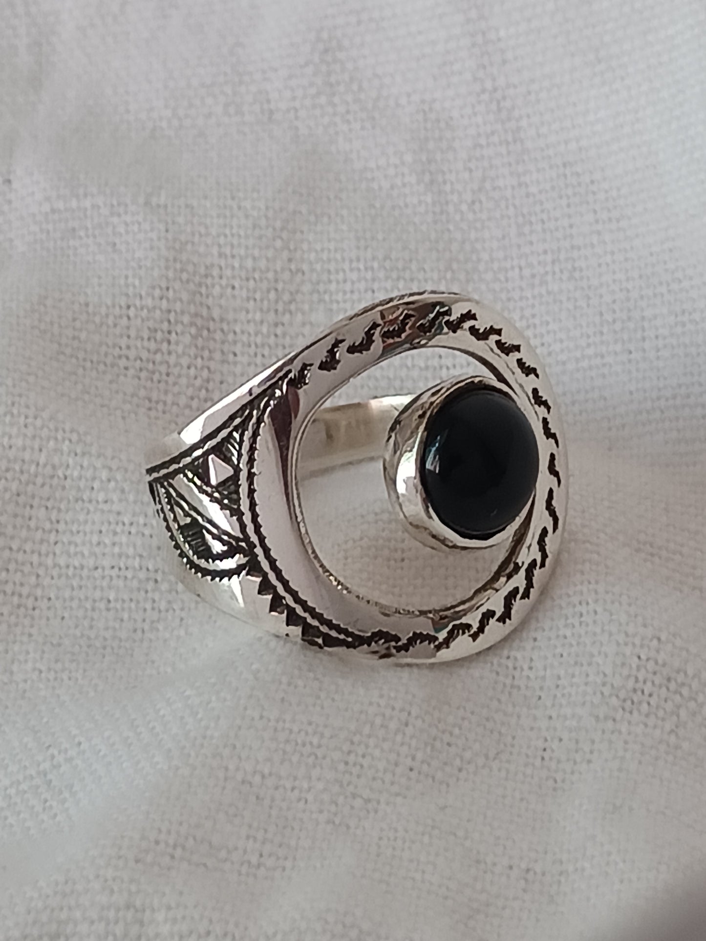 Bague touareg en argent massif