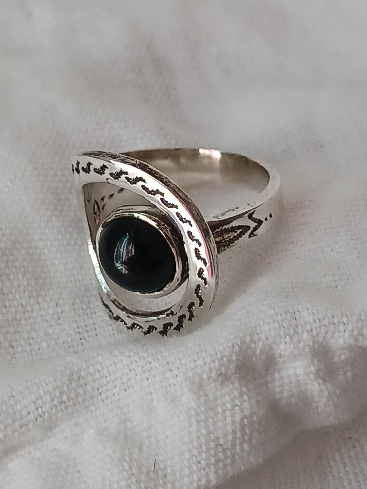 Bague touareg en argent massif