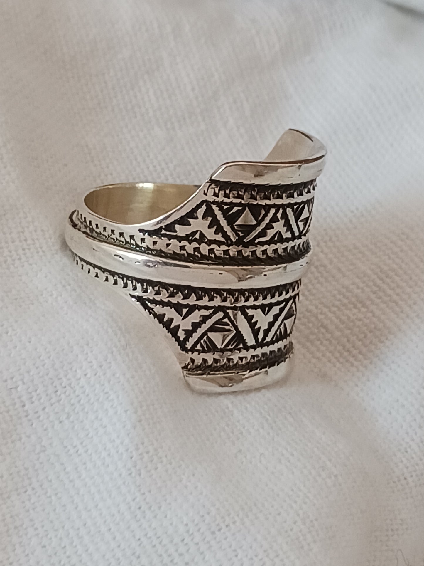 Bague touareg en argent massif