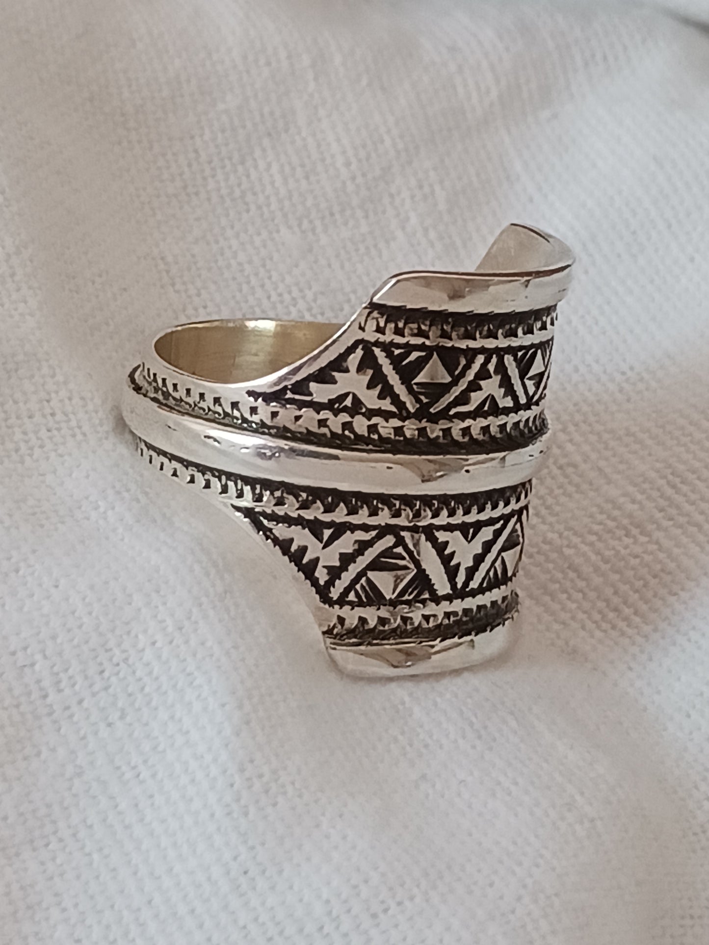 Bague touareg en argent massif
