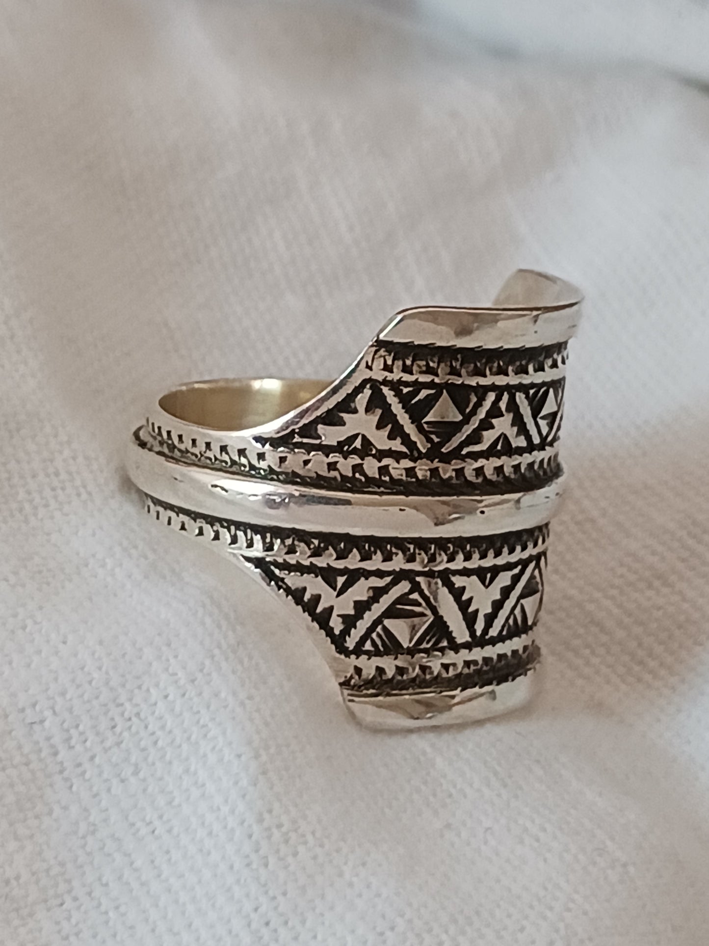 Bague touareg en argent massif