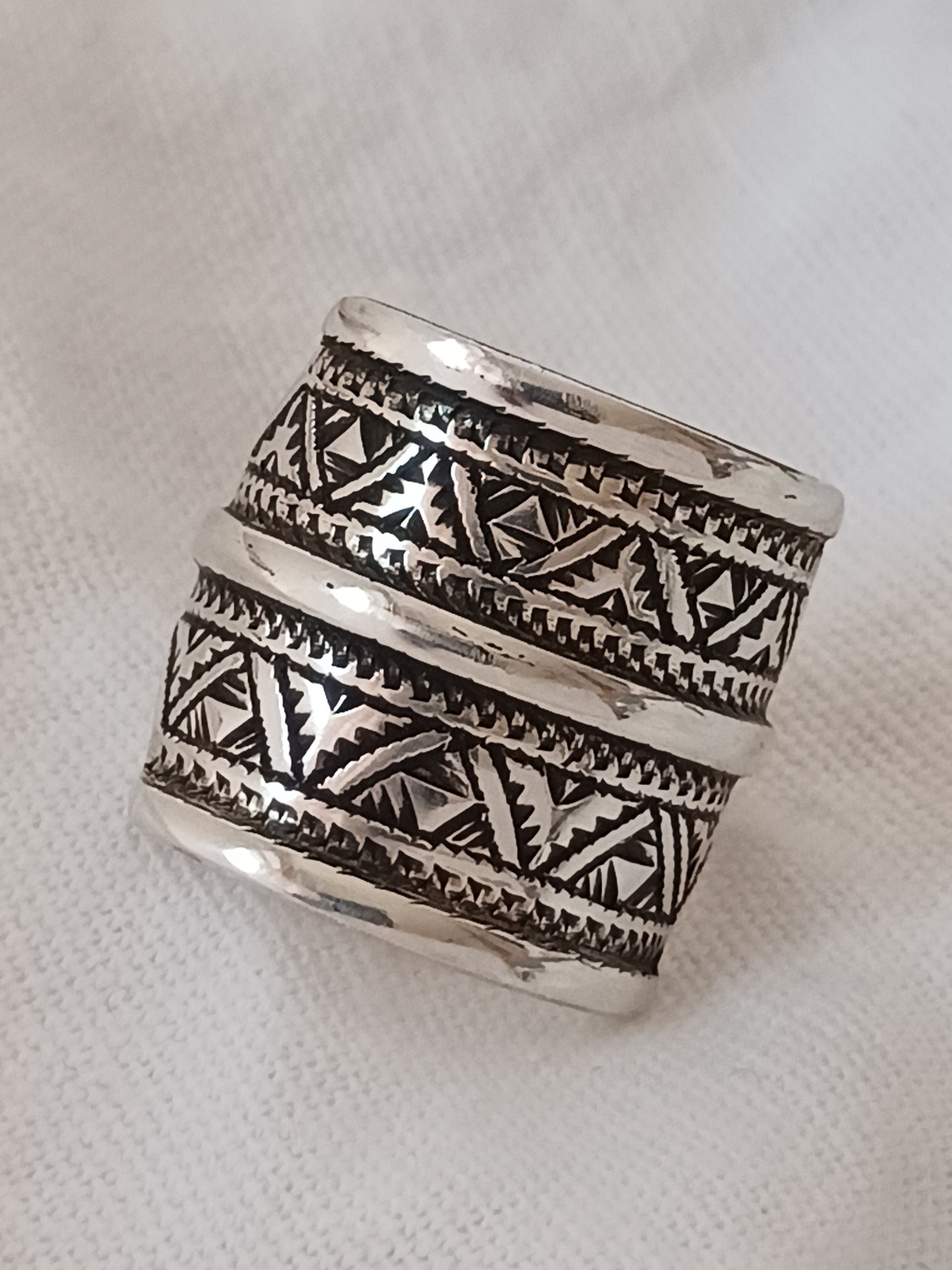 Bague touareg en argent massif