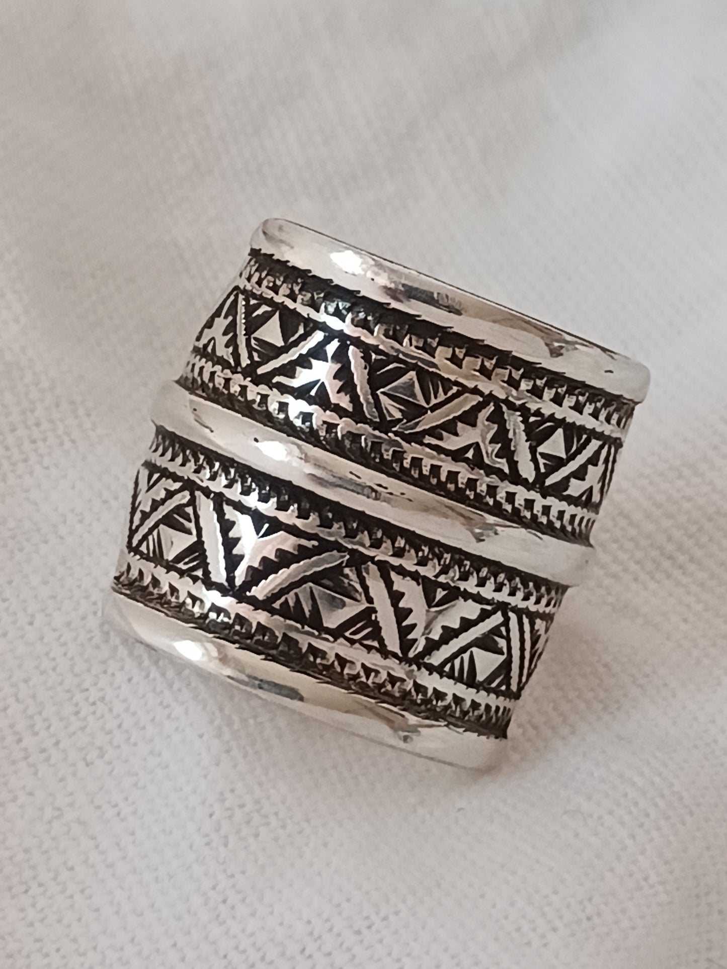 Bague touareg en argent massif