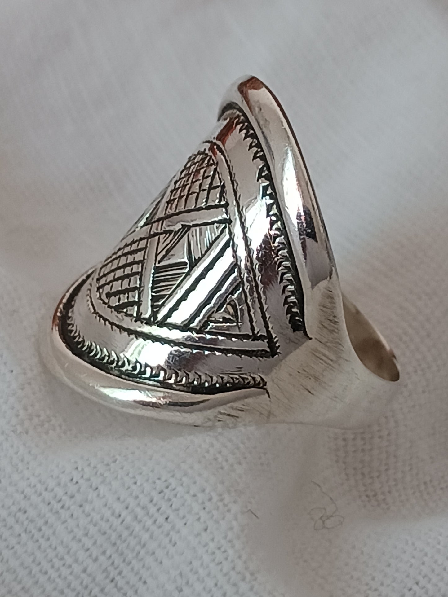 Bague touareg en argent massif