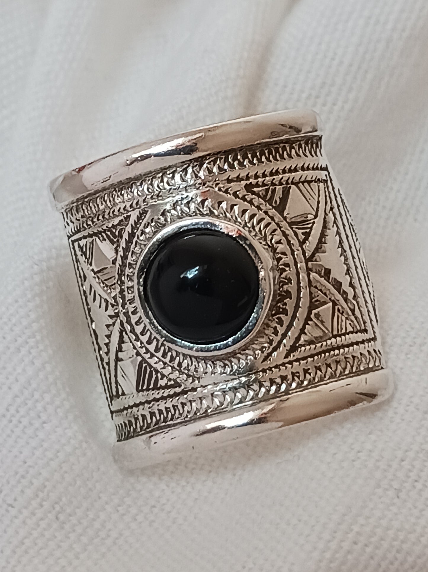 Bague touareg en argent massif