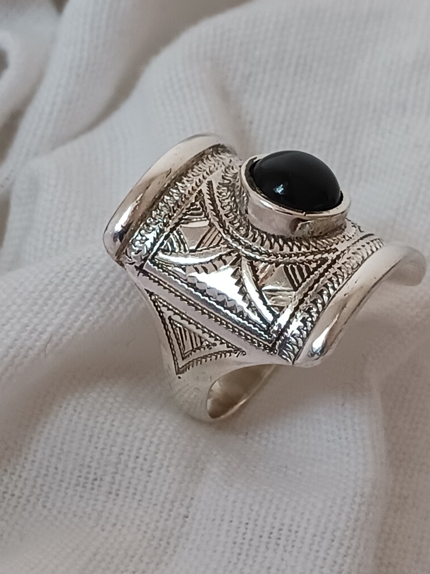 Bague touareg en argent massif