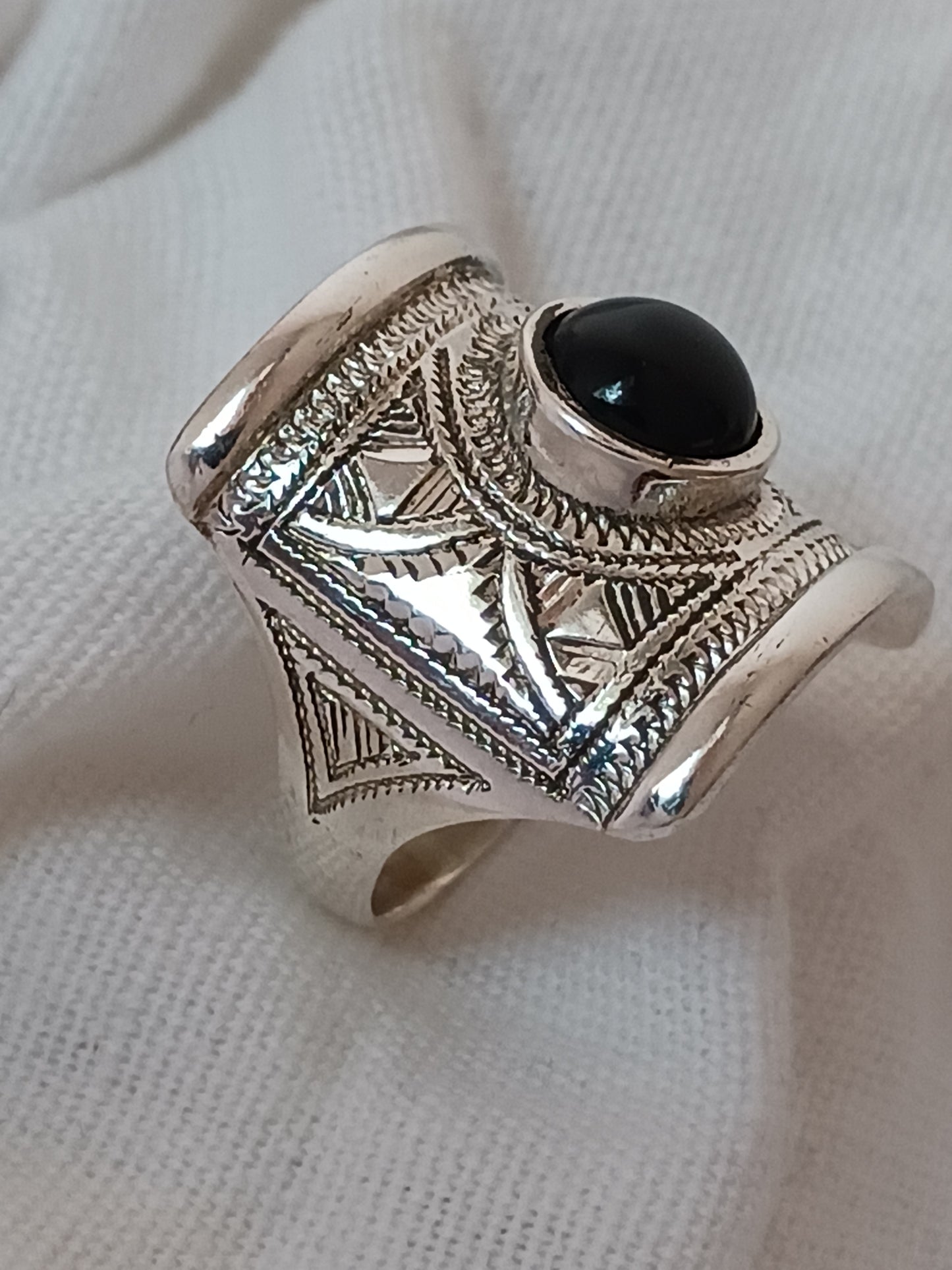 Bague touareg en argent massif