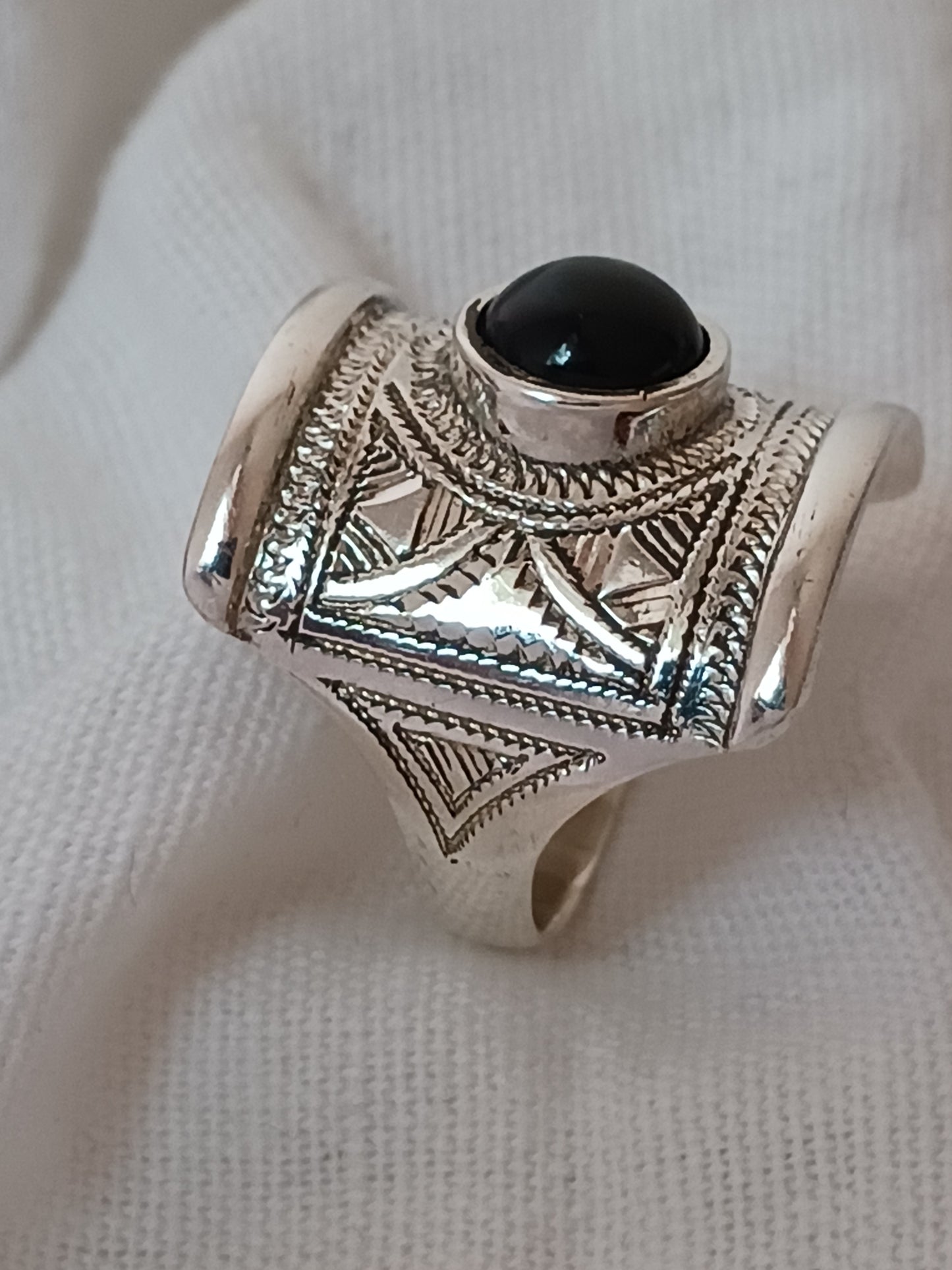Bague touareg en argent massif