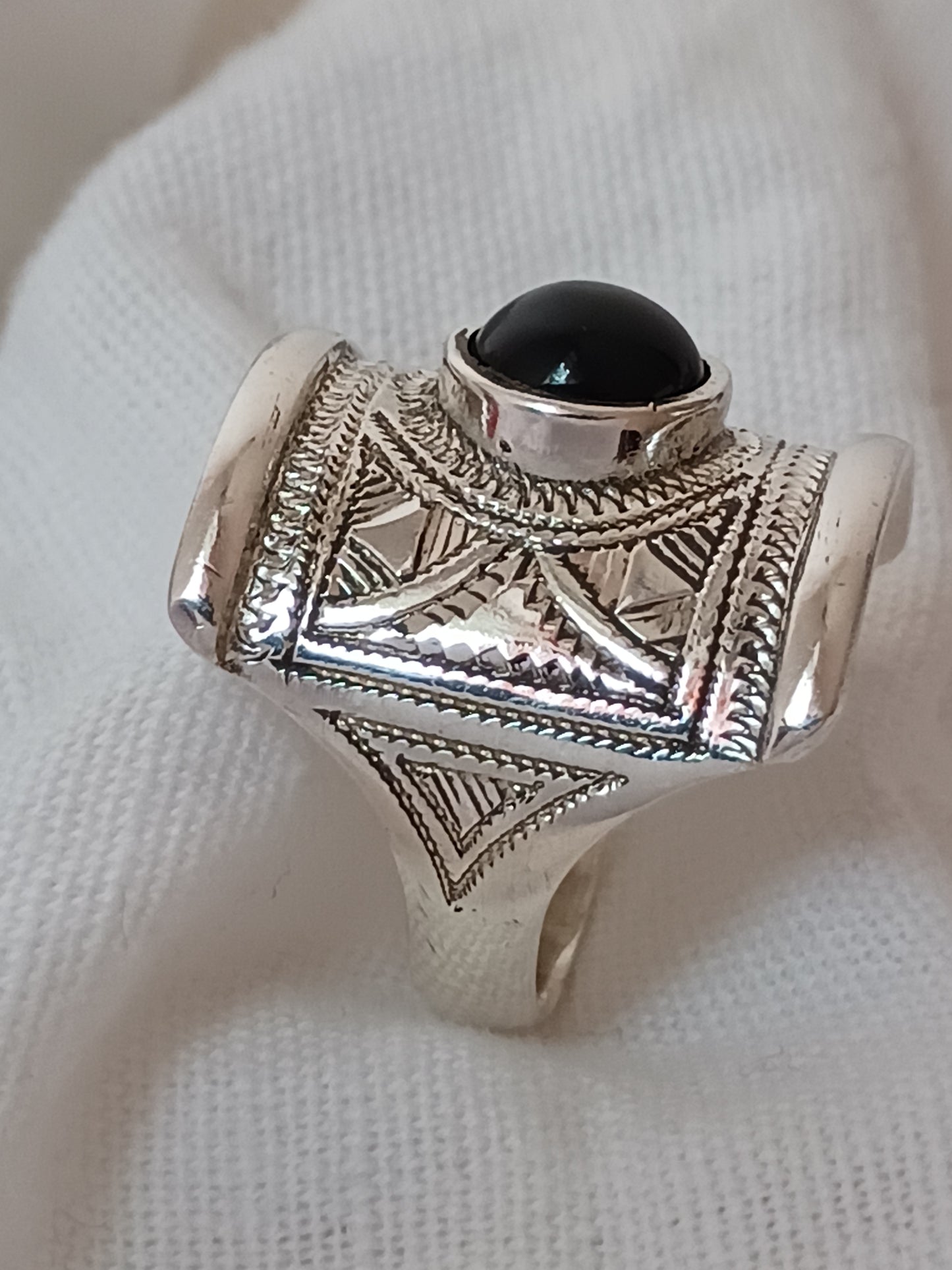 Bague touareg en argent massif