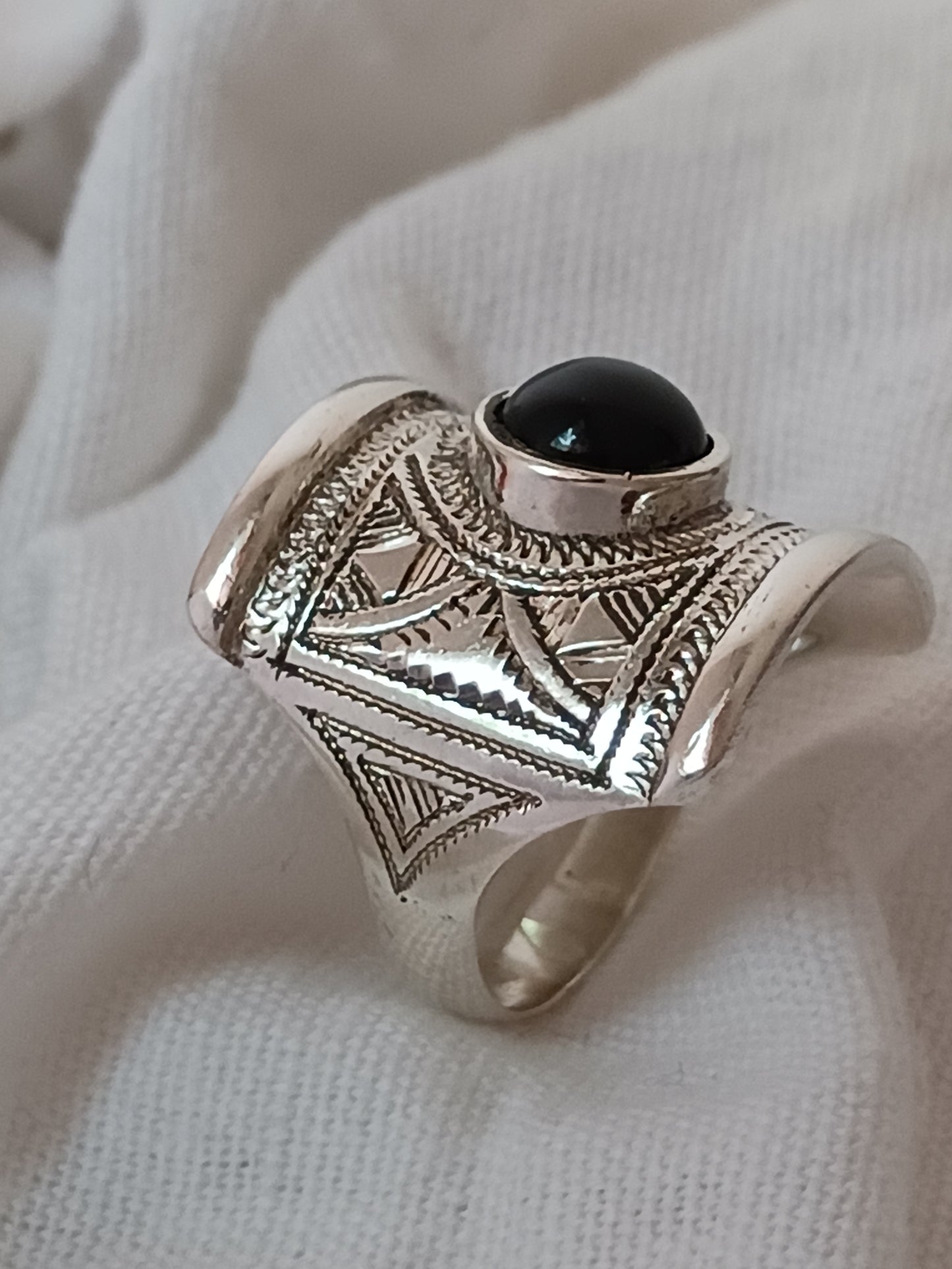 Bague touareg en argent massif