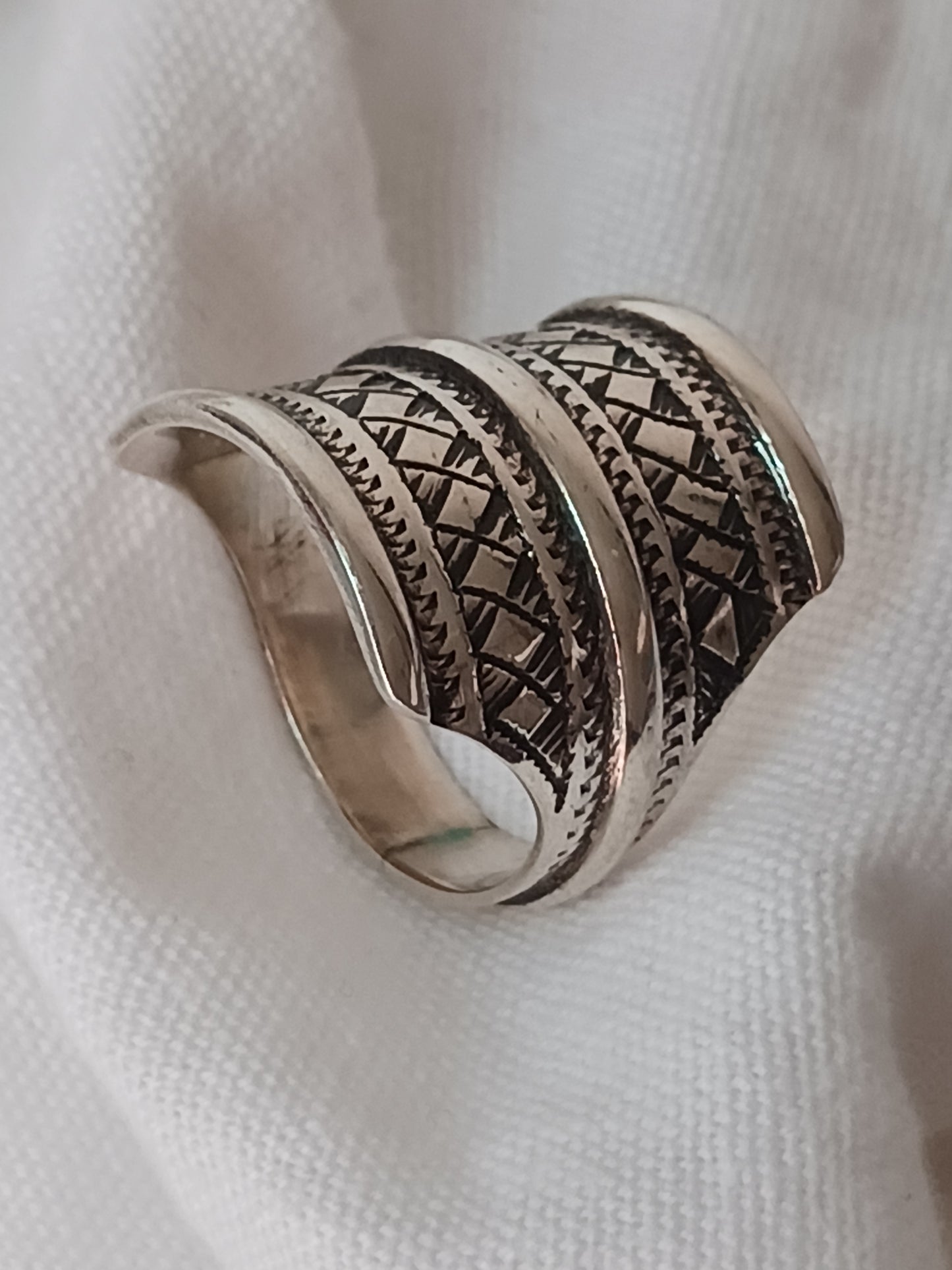 Bague touareg en argent massif
