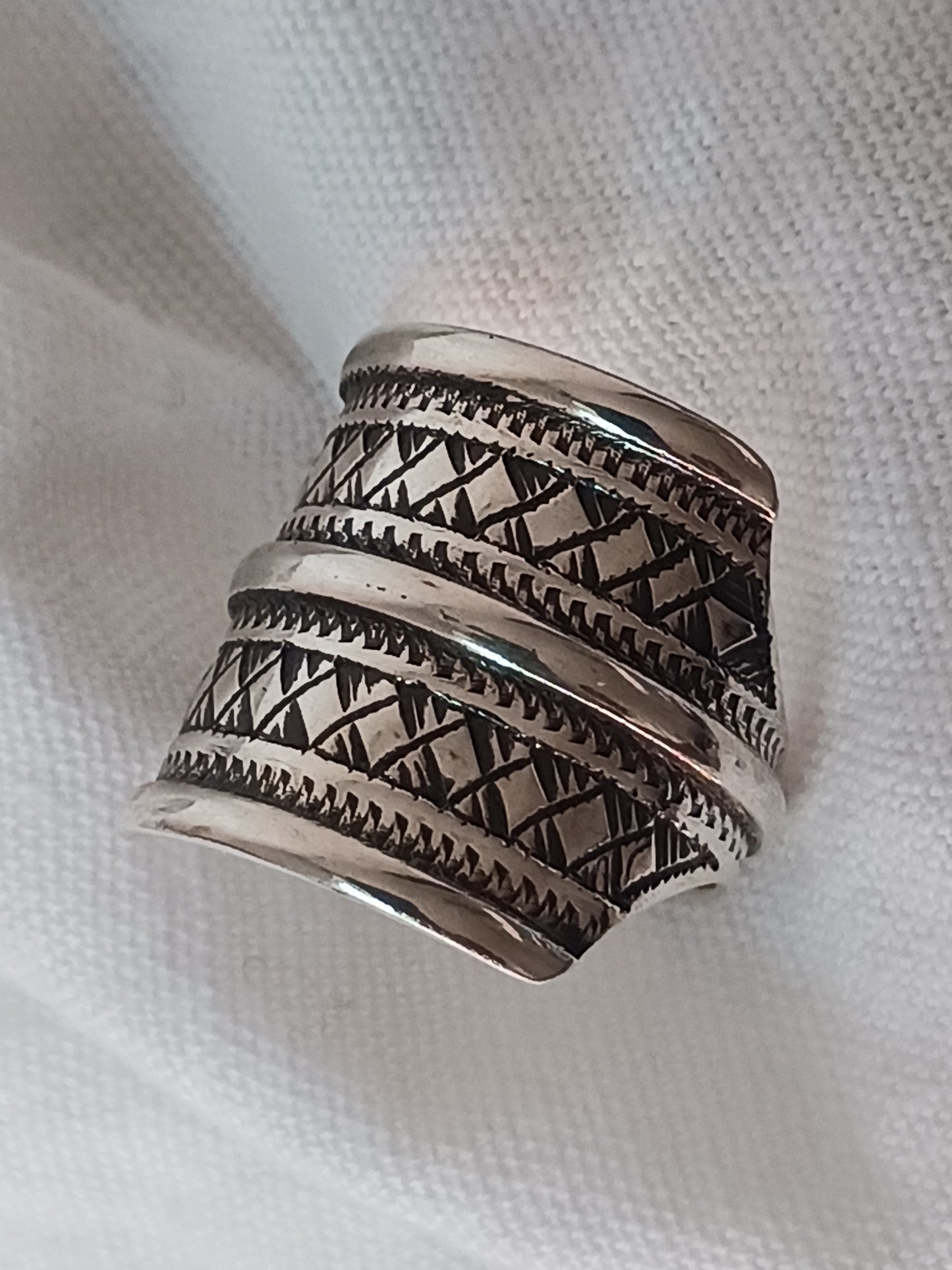 Bague touareg en argent massif