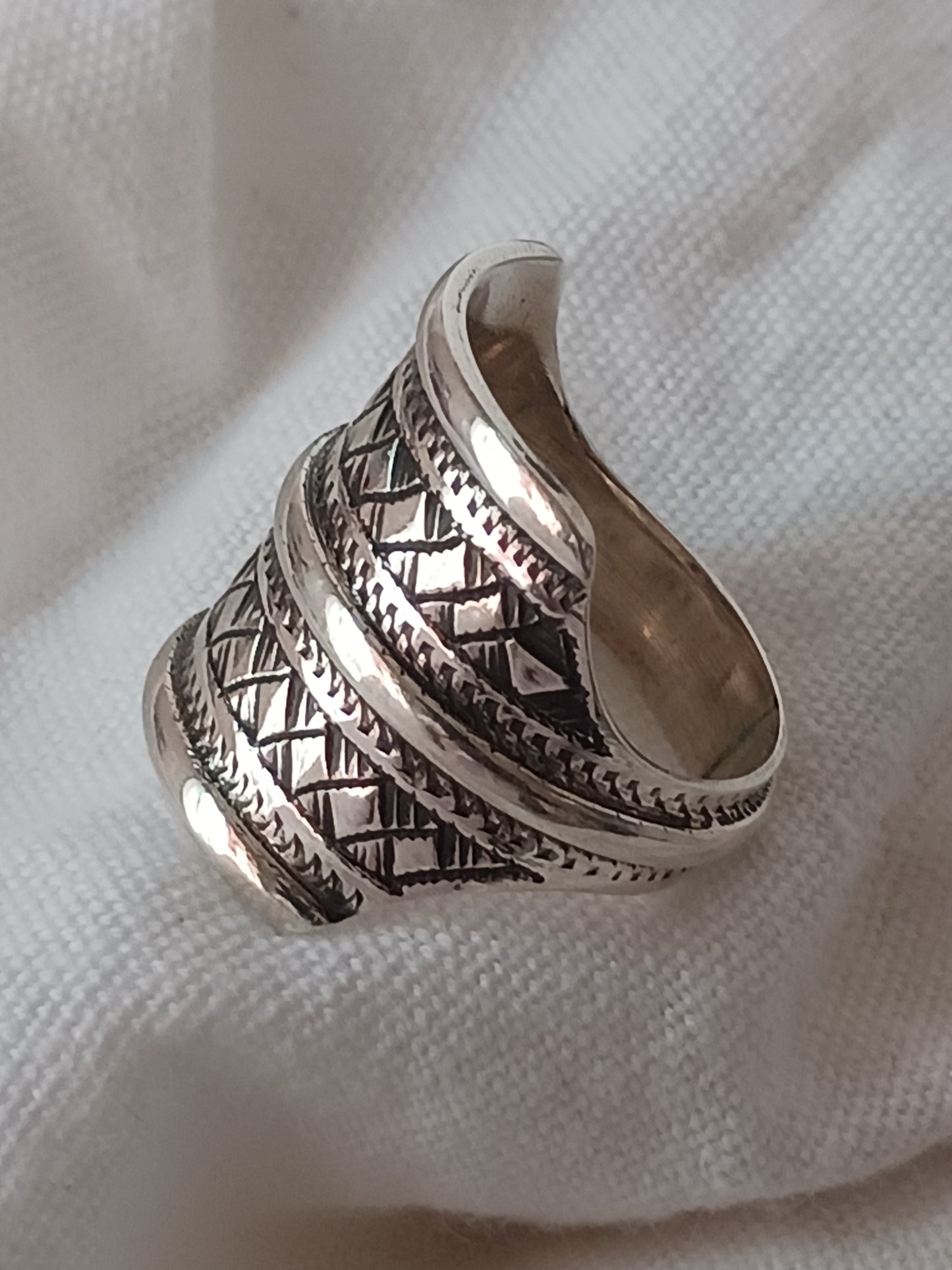 Bague touareg en argent massif