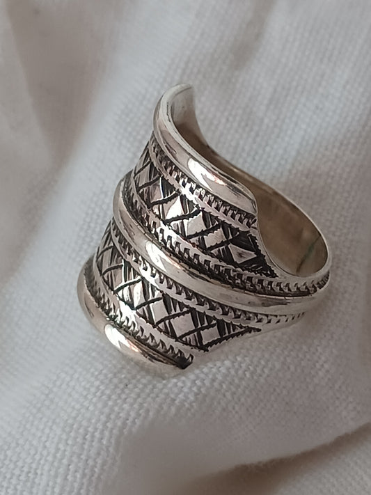 Bague touareg en argent massif