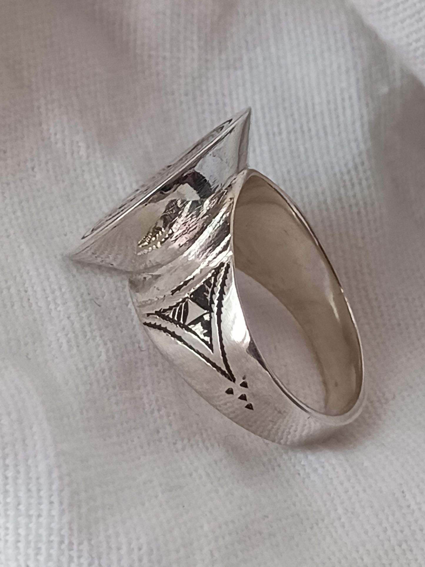 Bague touareg en argent massif