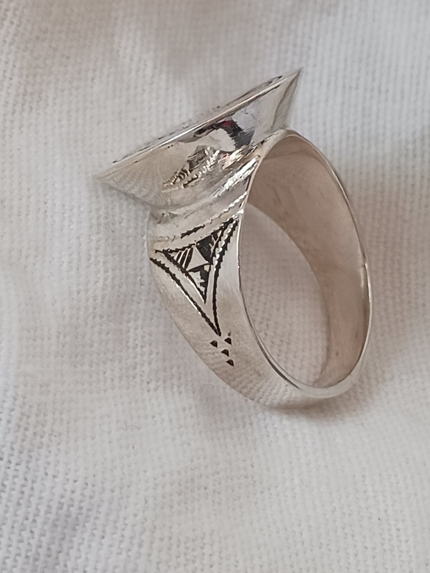 Bague touareg en argent massif