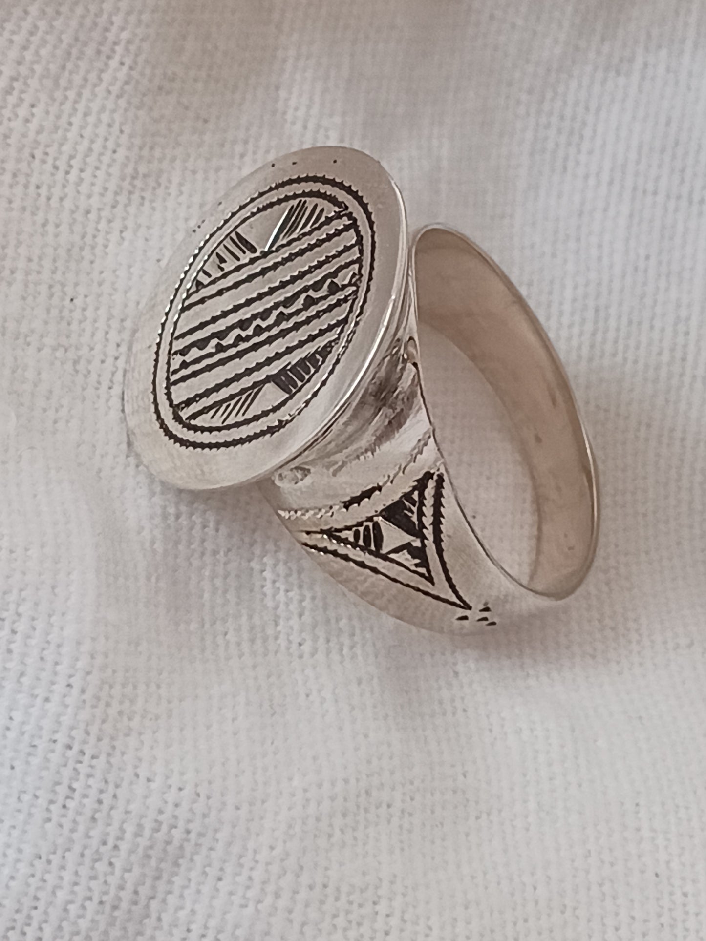 Bague touareg en argent massif