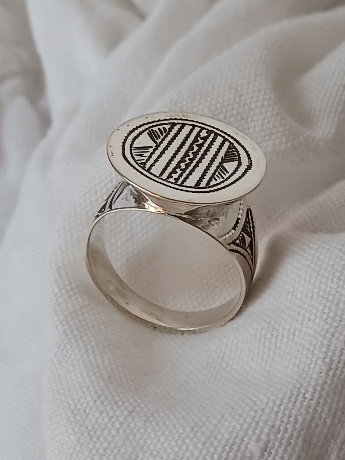 Bague touareg en argent massif