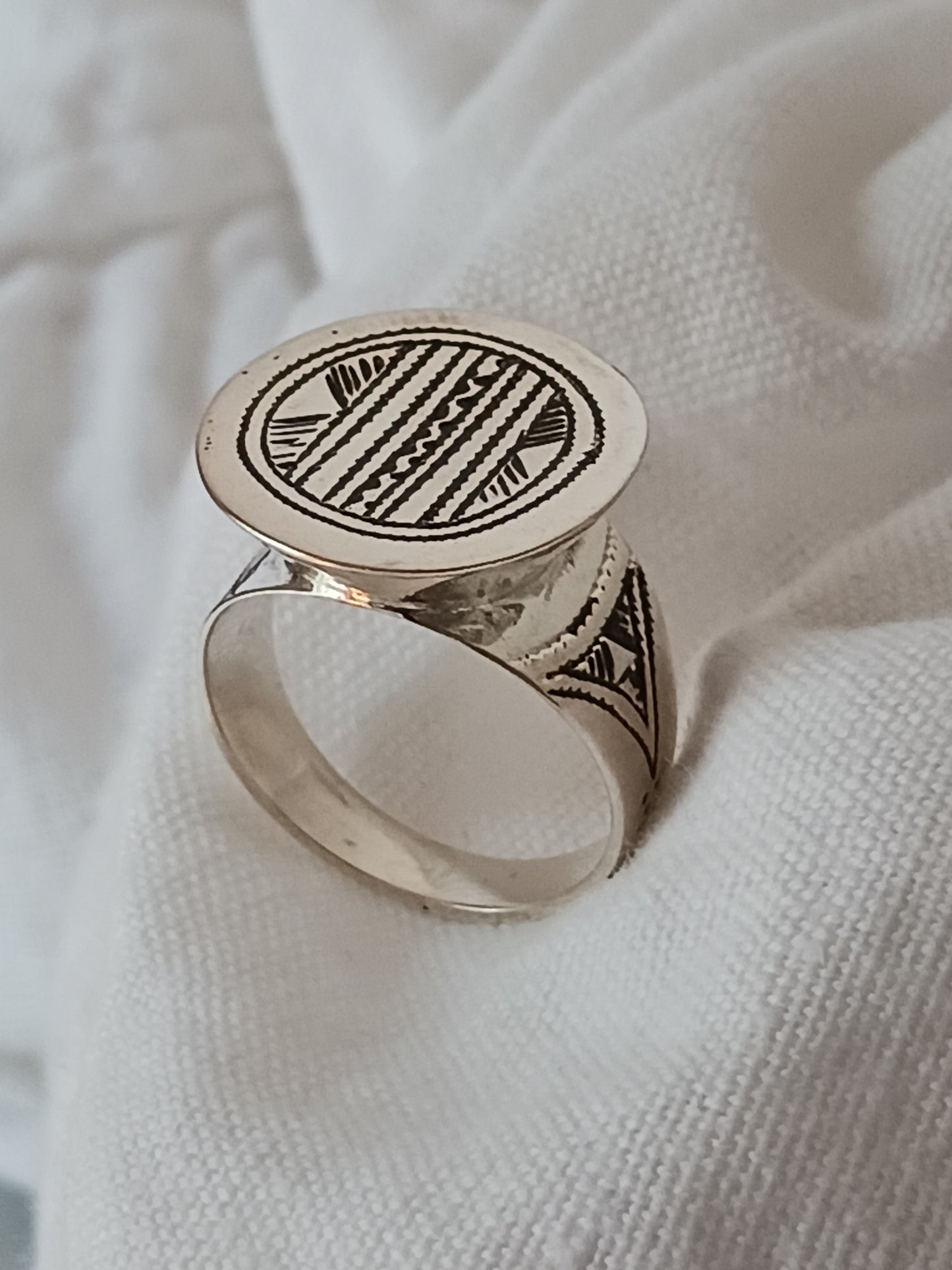 Bague touareg en argent massif