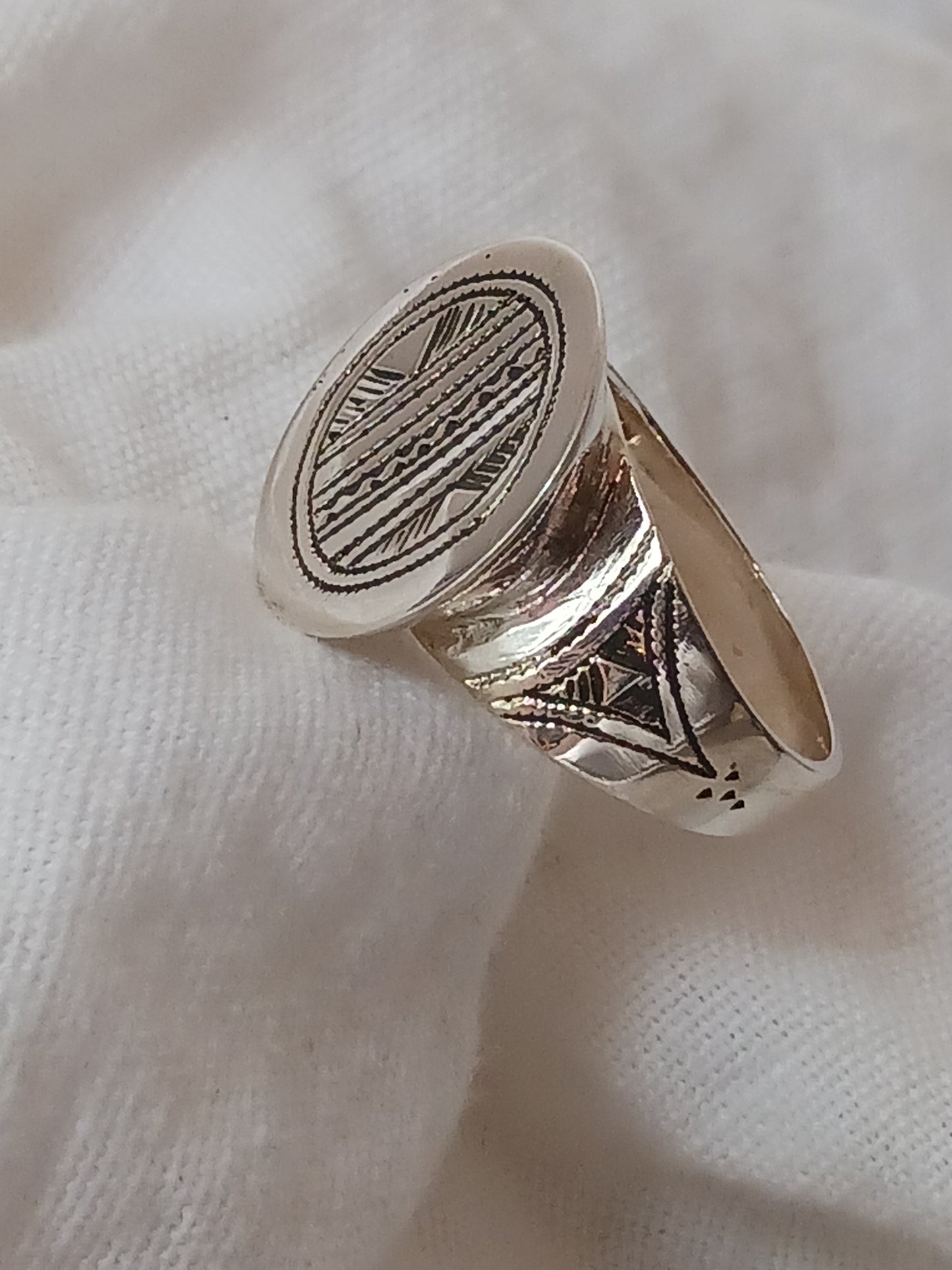 Bague touareg en argent massif