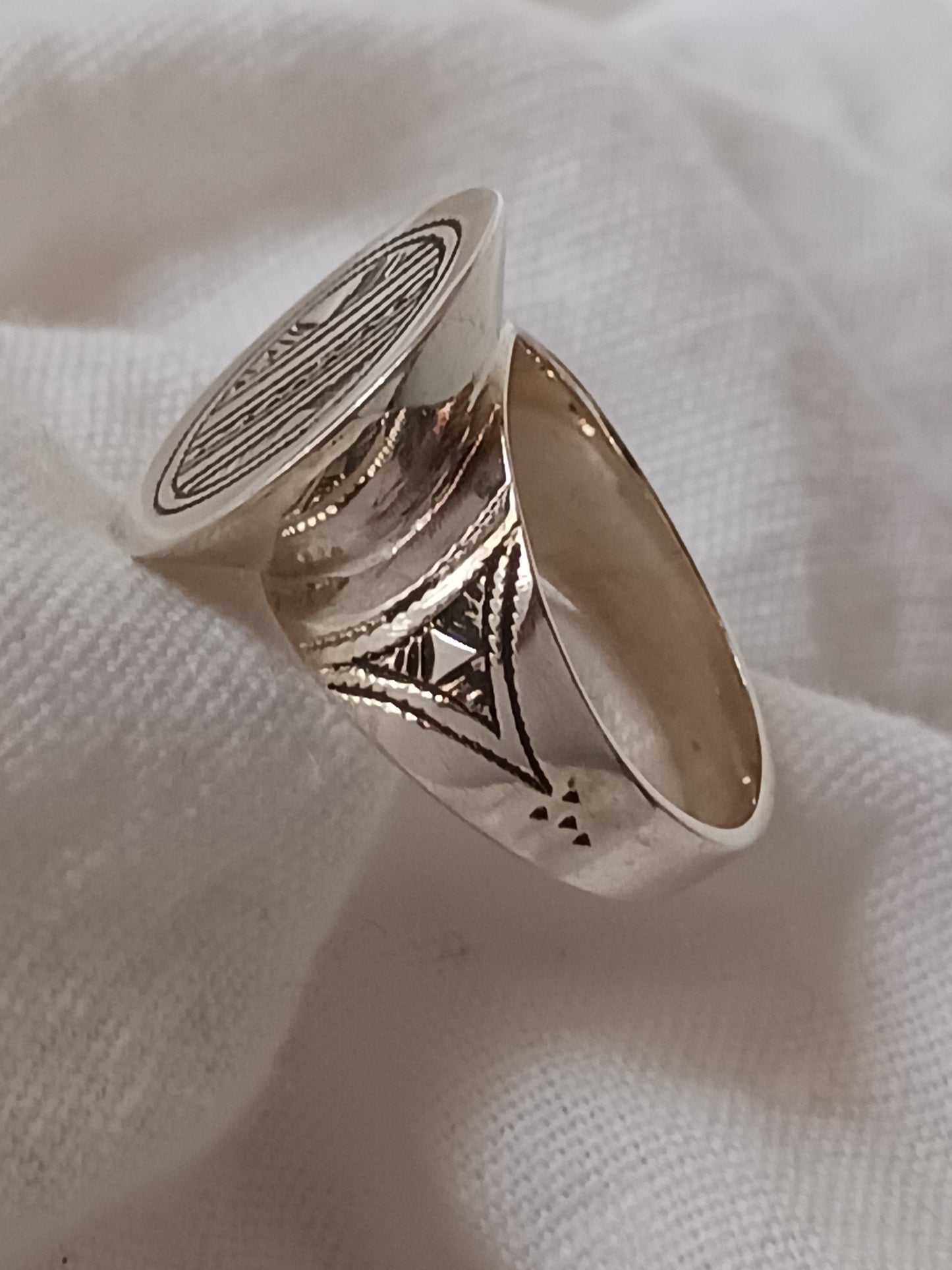 Bague touareg en argent massif