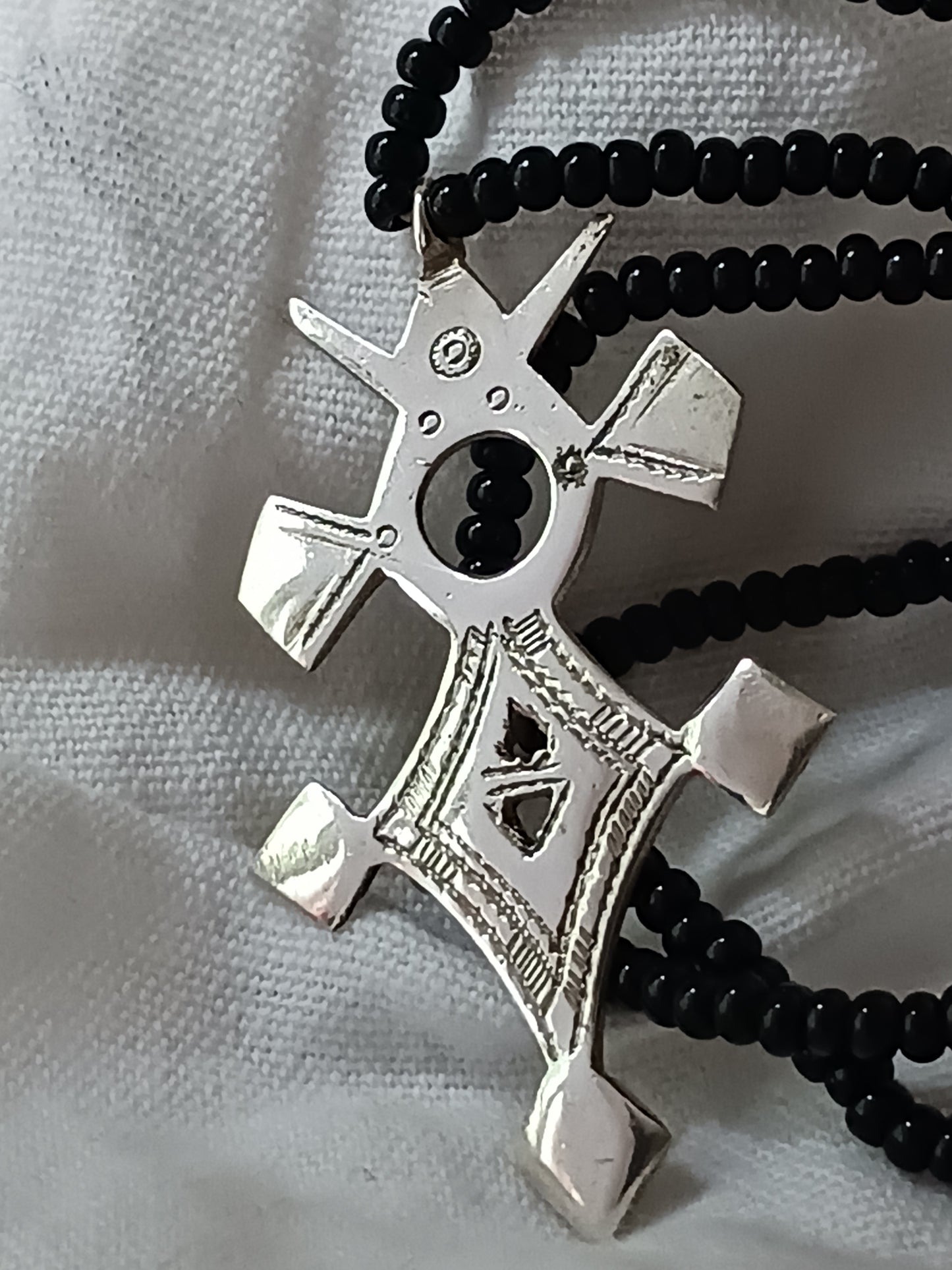Collier Croix touareg en argent massif