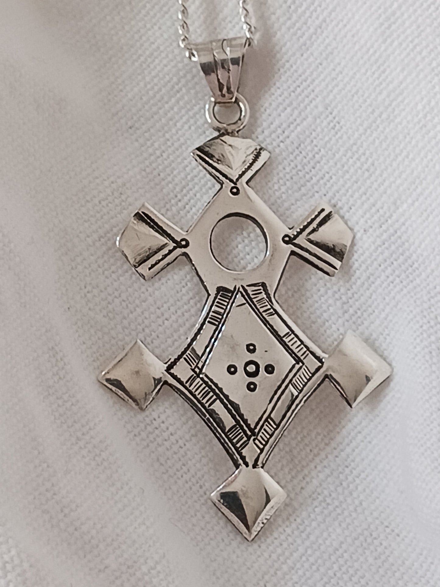 Collier Croix touareg en argent massif