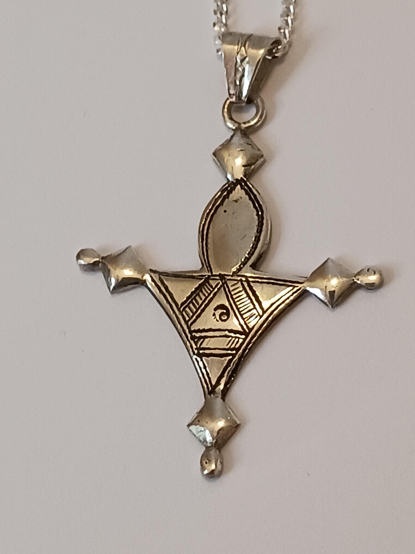 Collier Croix touareg en argent massif