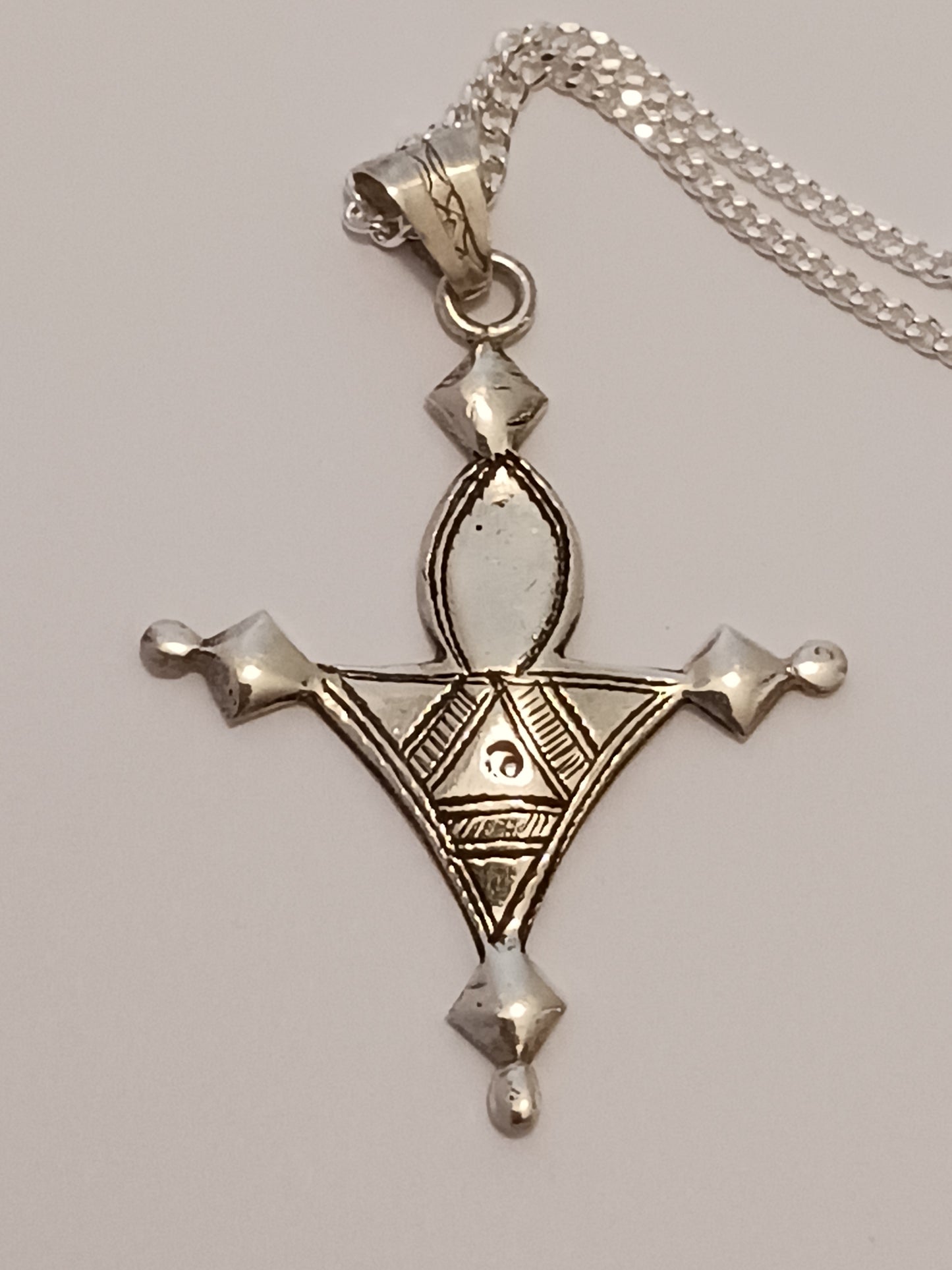 Collier Croix touareg en argent massif