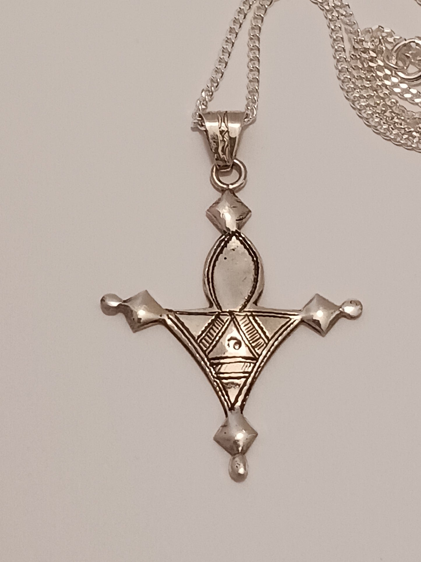 Collier Croix touareg en argent massif