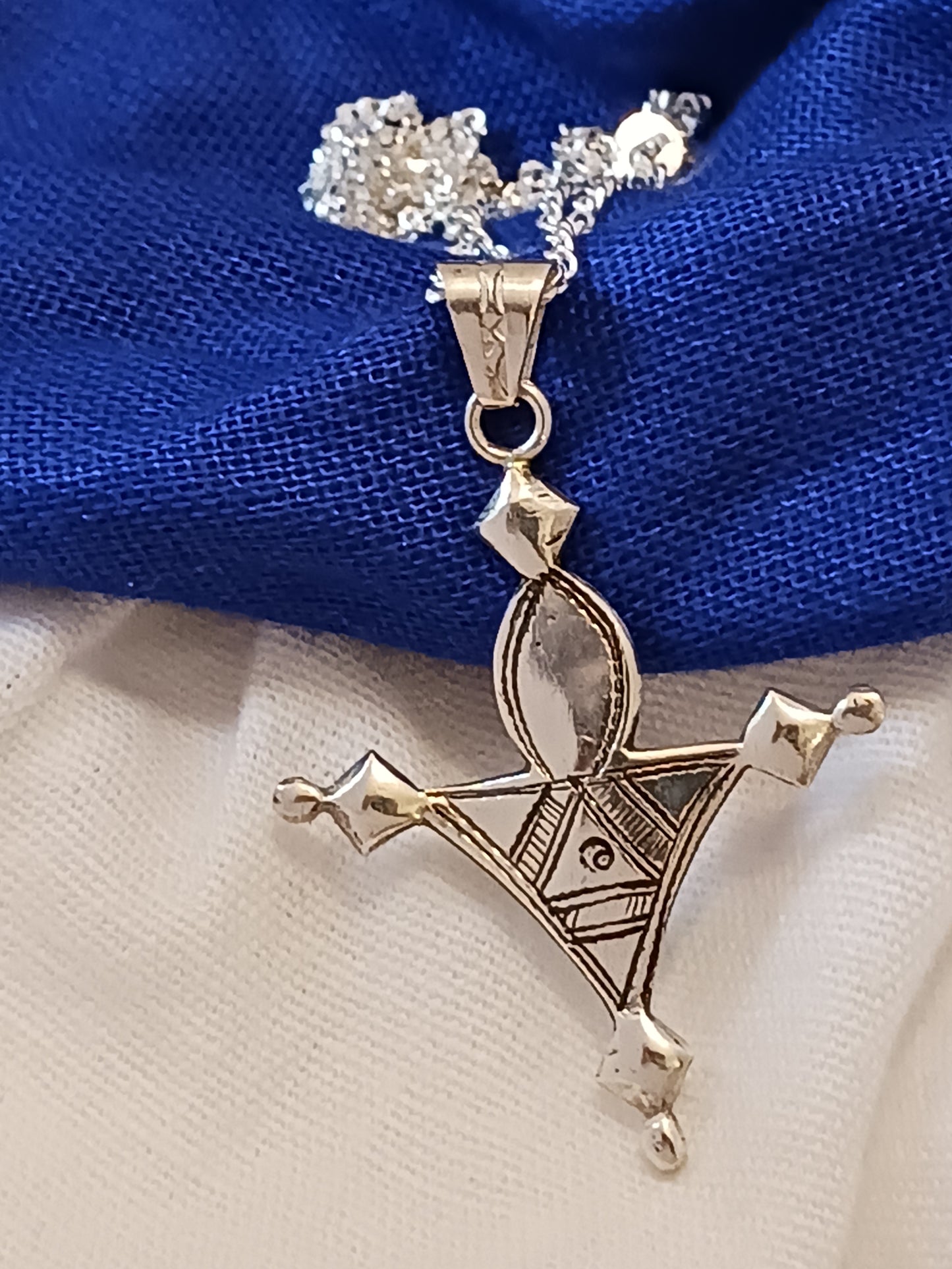 Collier Croix touareg en argent massif