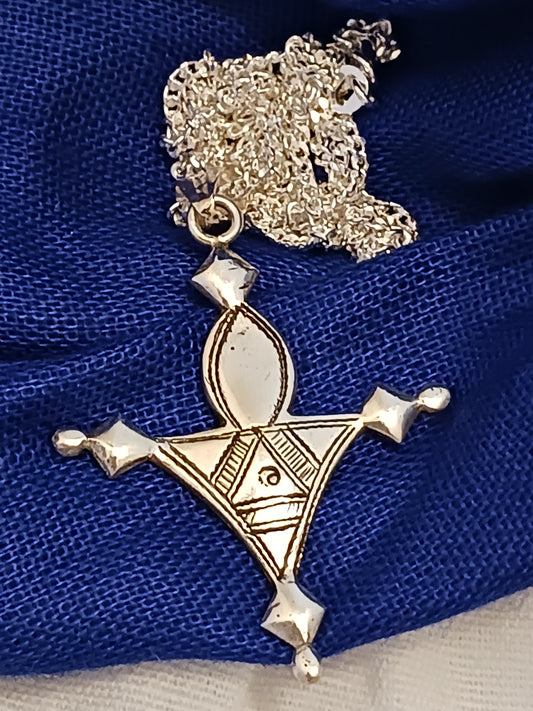 Collier Croix touareg en argent massif
