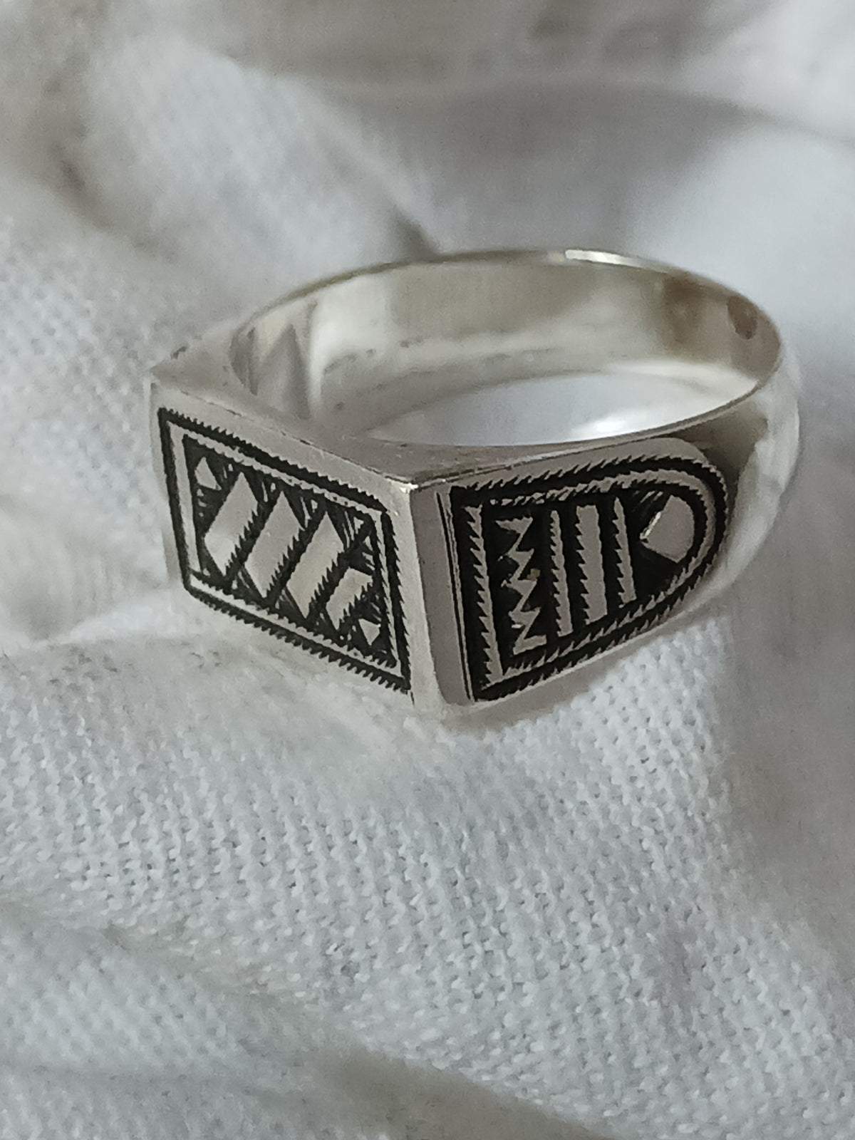 Bague touareg en argent massif