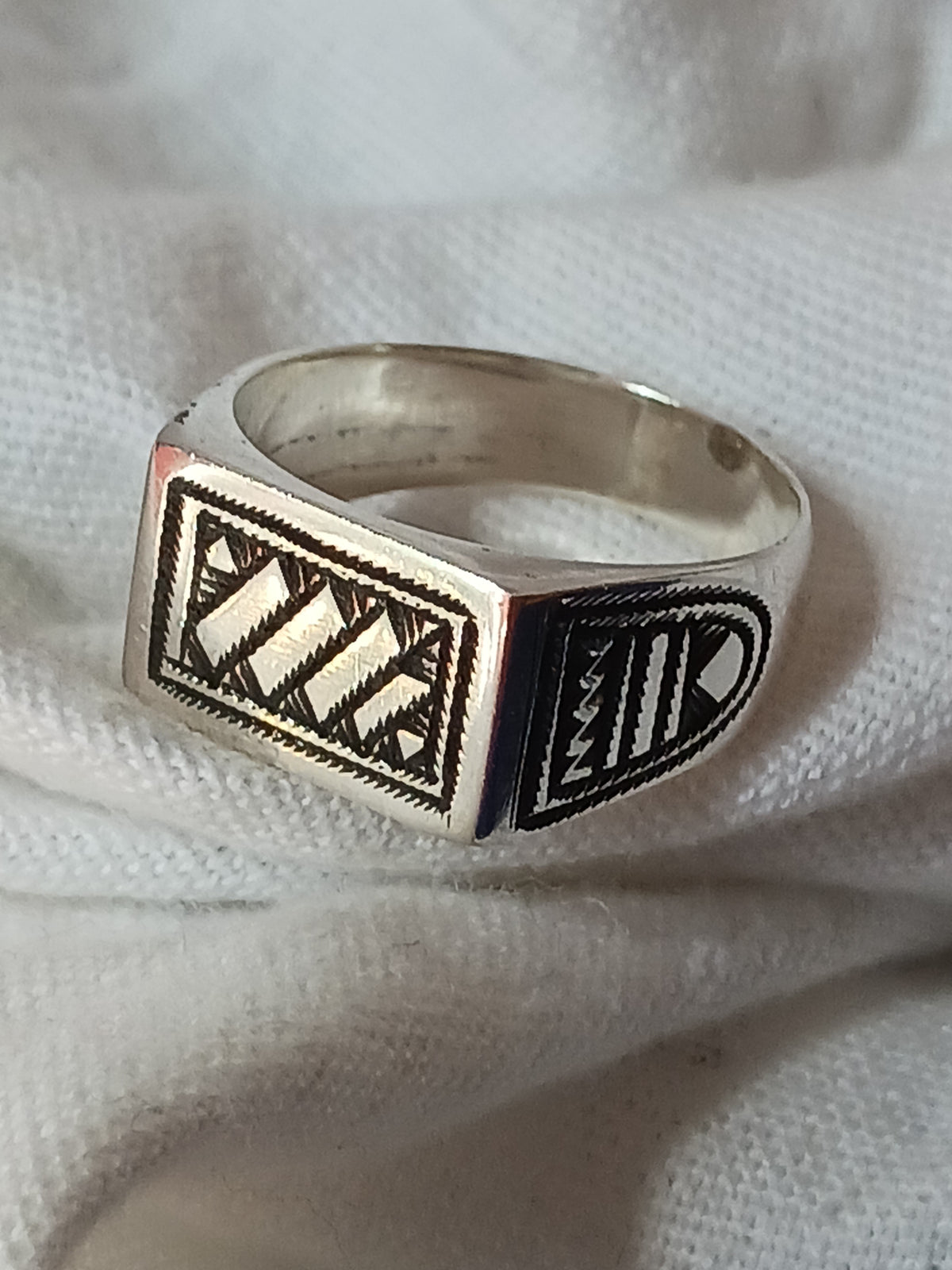 Bague touareg en argent massif