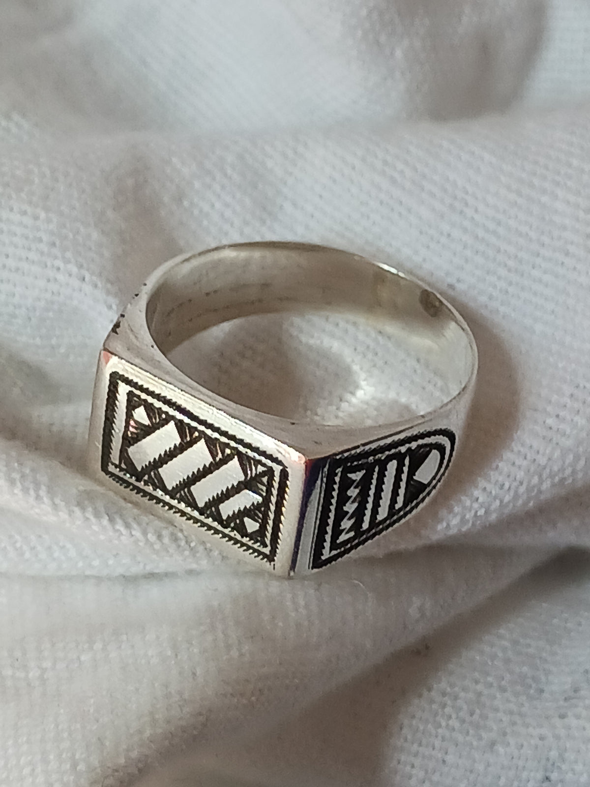 Bague touareg en argent massif