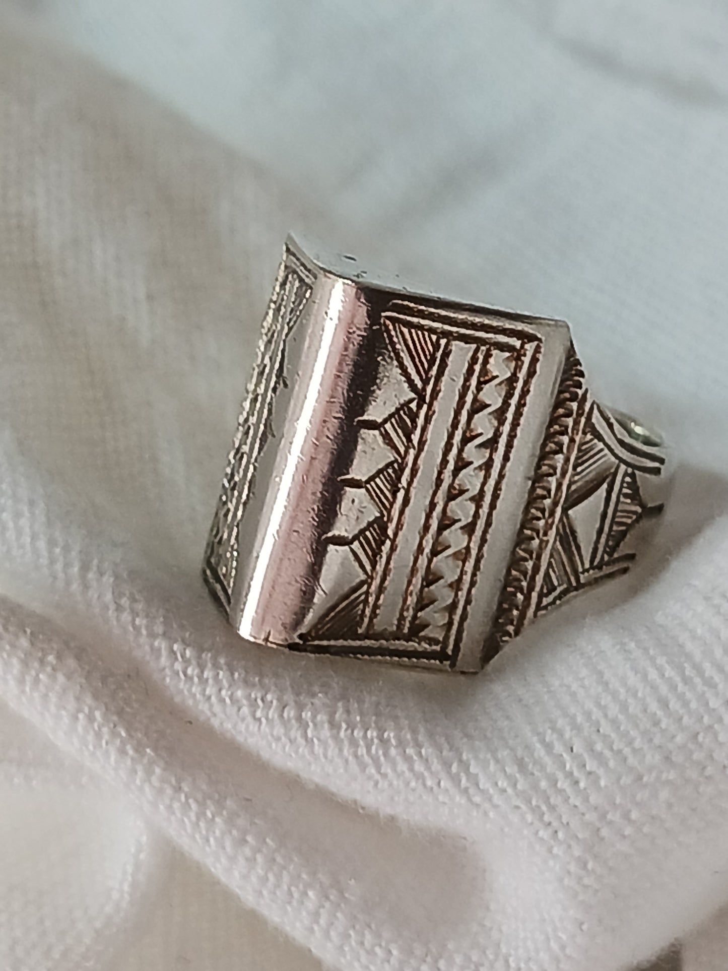 Bague touareg en argent massif