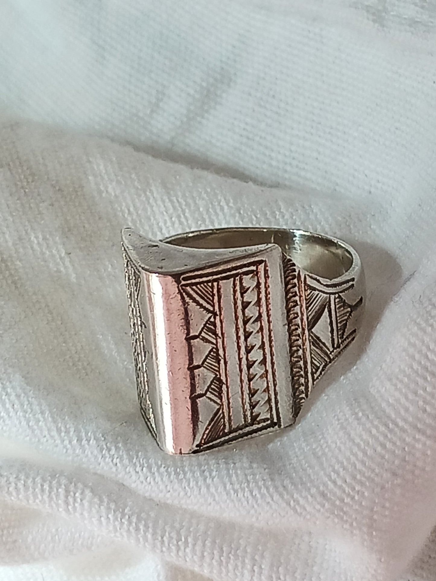 Bague touareg en argent massif